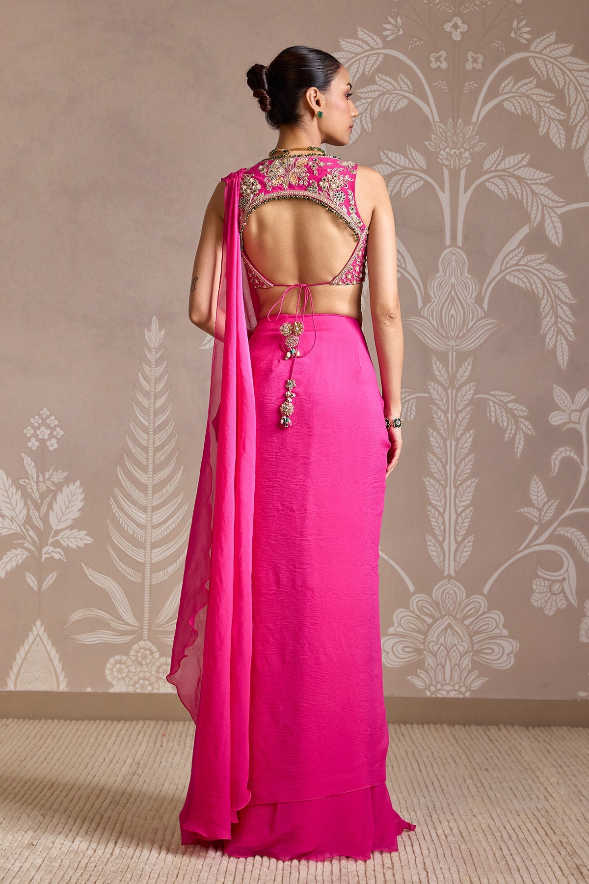 Knot Saree Set