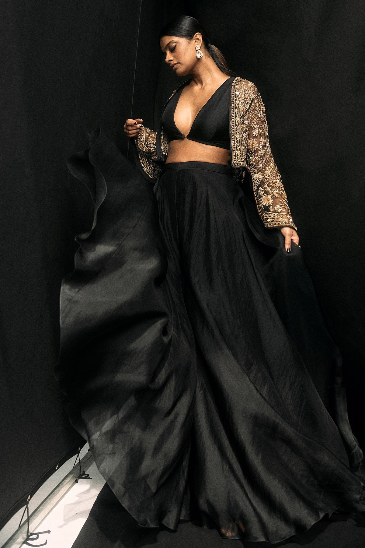 FRONT ROW SHARARA JACKET SET