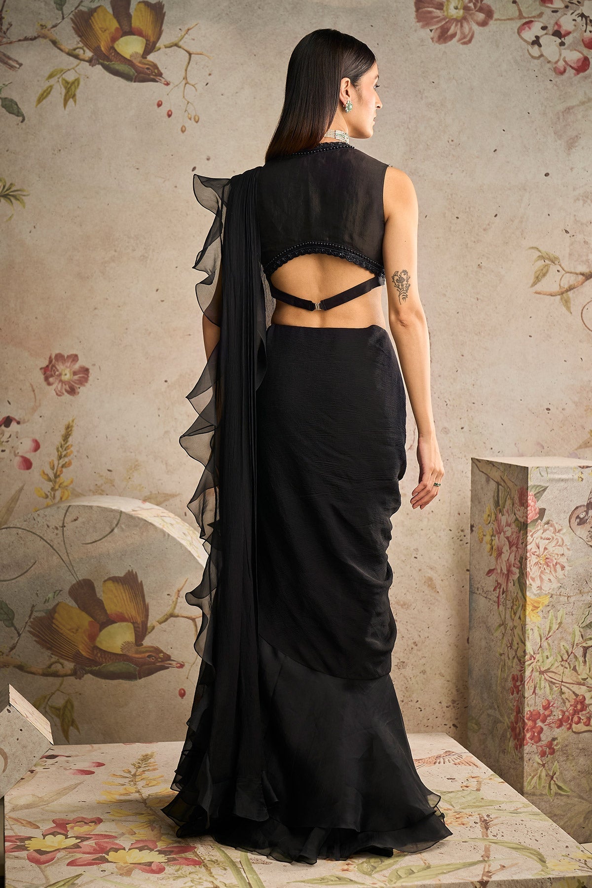 SPOTLIGHT SAREE SET