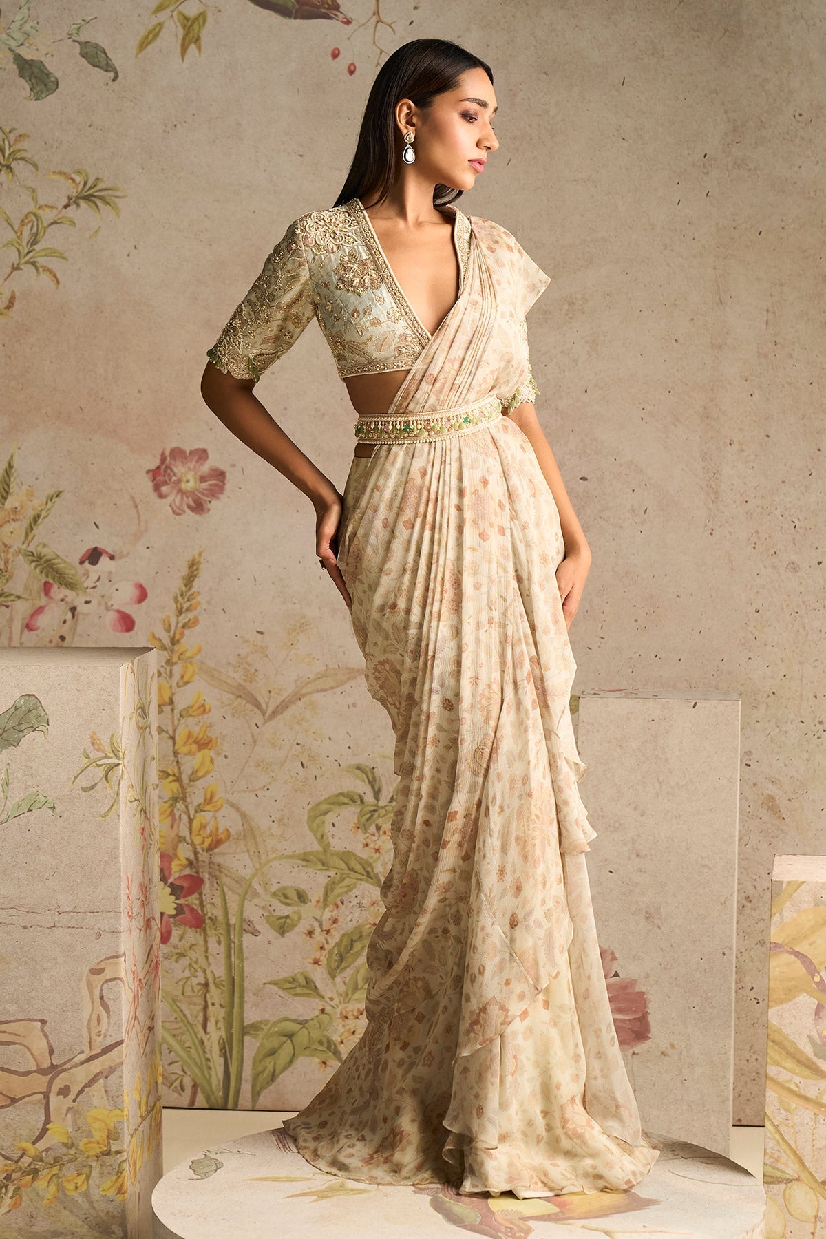 Mrunal Thakur In Flamboyance