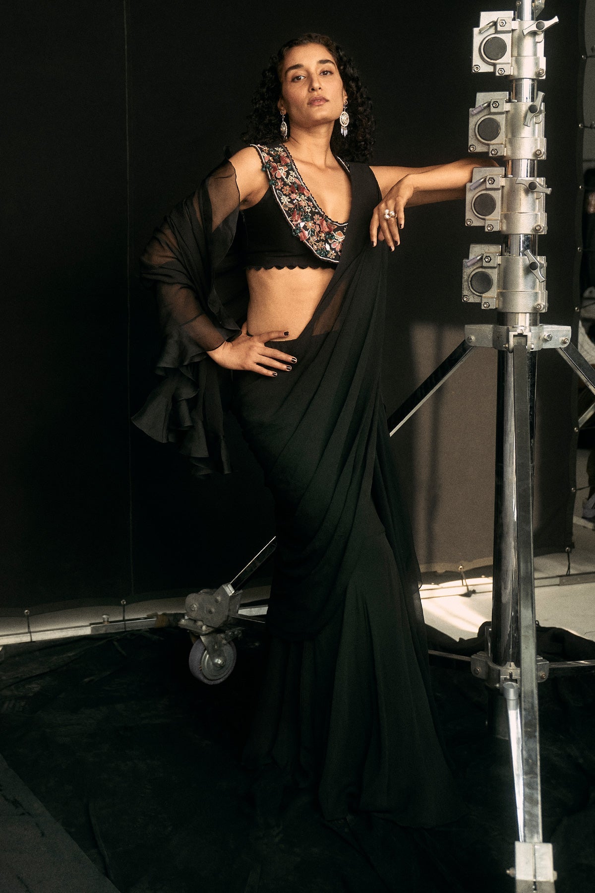 DELICATE SAREE SET
