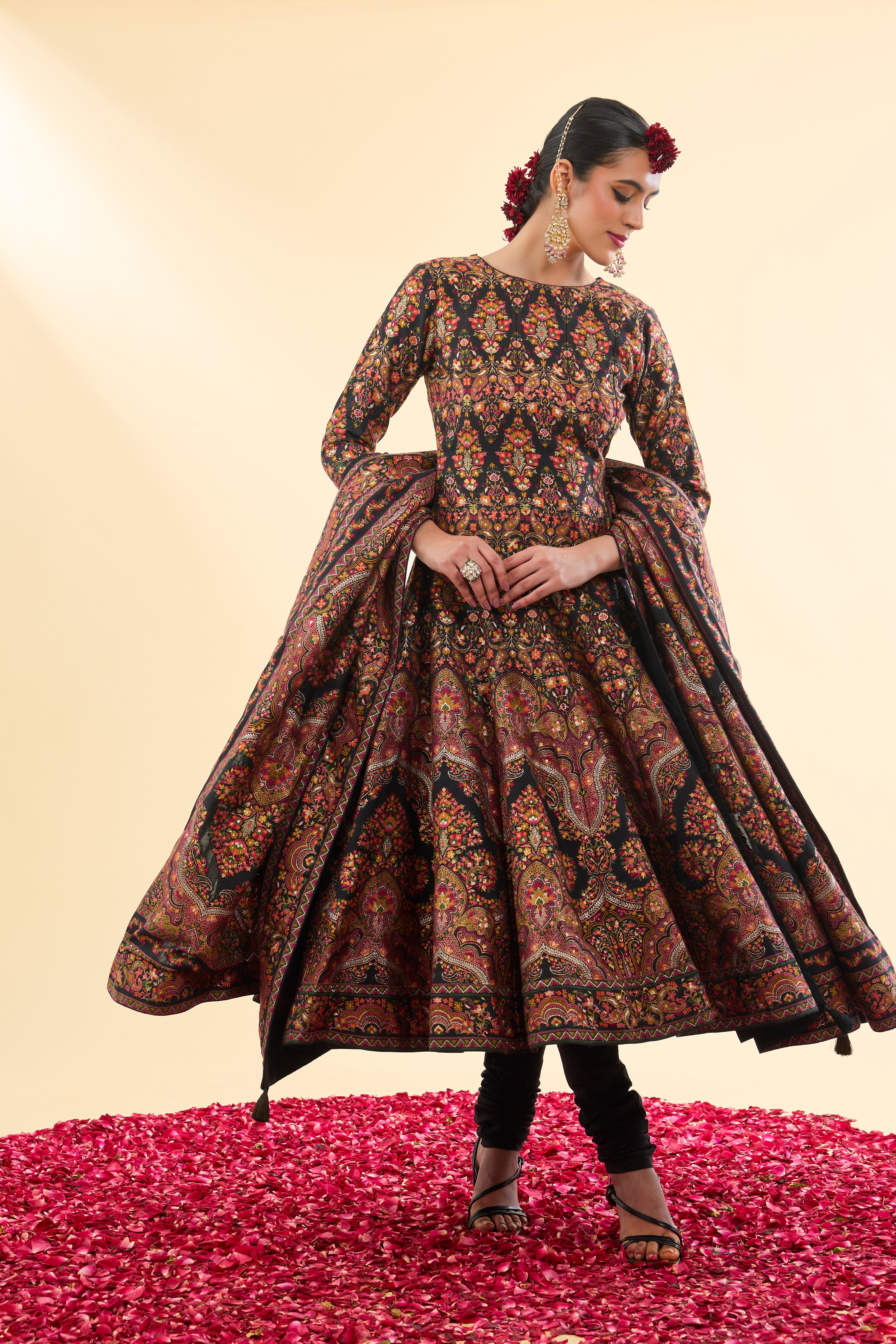 Mumtaz Mahal Black Anarkali with Dupatta Set of 3