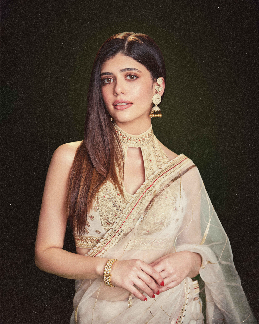 Sanjana Sanghi in Golconda Priyal saree set