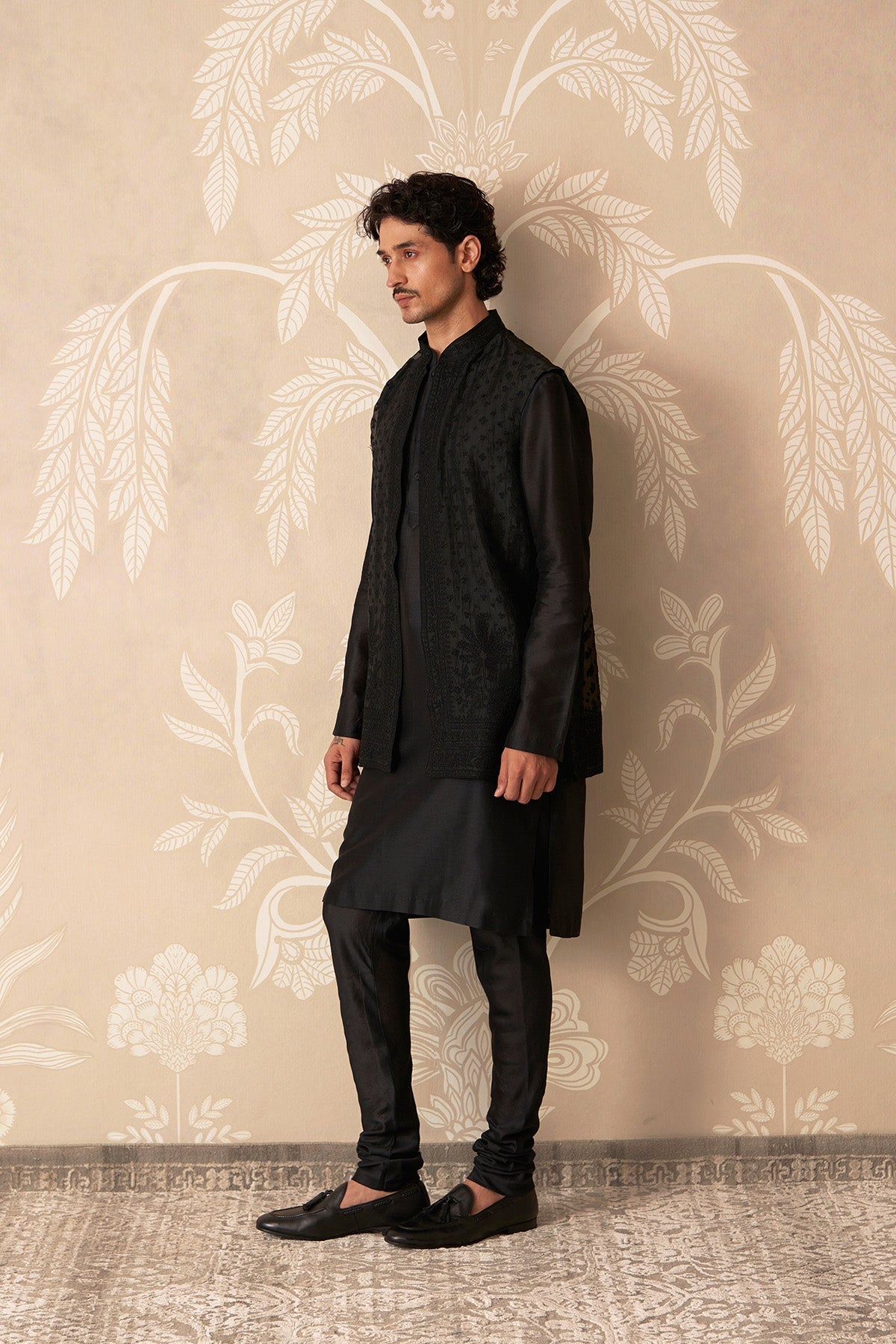 Sabr
KURTA BANDI SET
