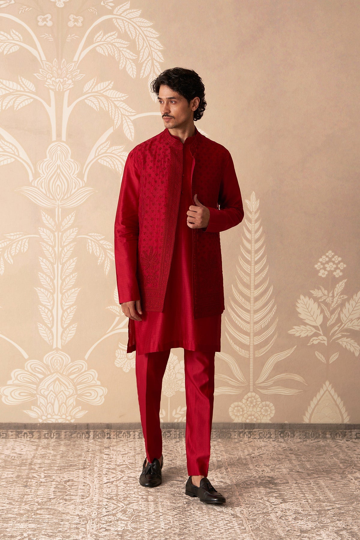 Ruh
Kurta Bandi Set