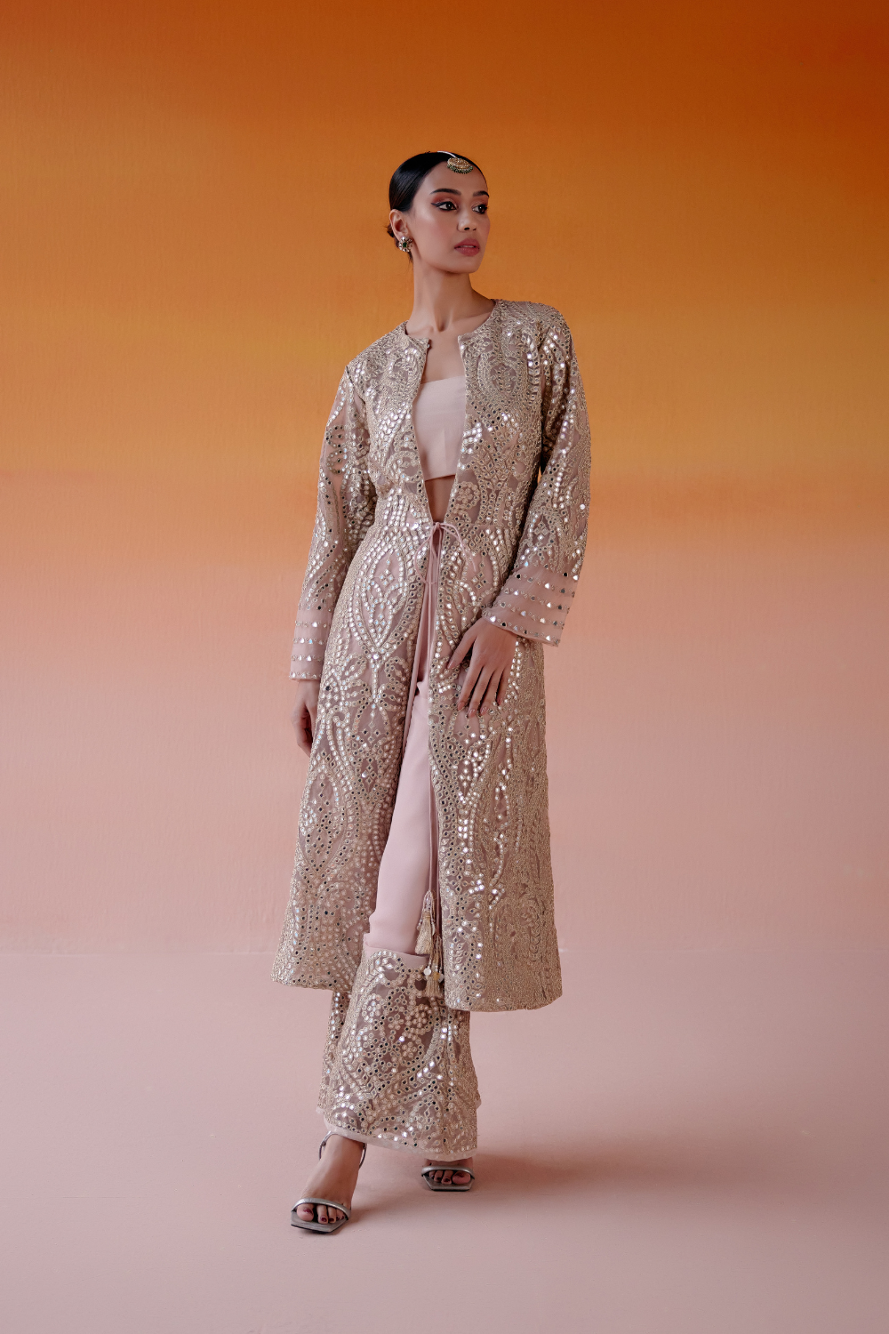 LONG V NECK TASSEL JACKET
