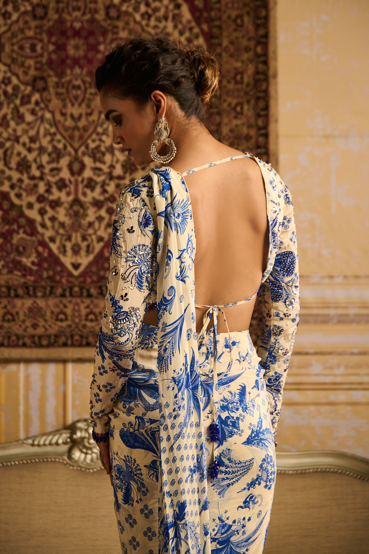 Blue highlighted blouse and dhoti saree set