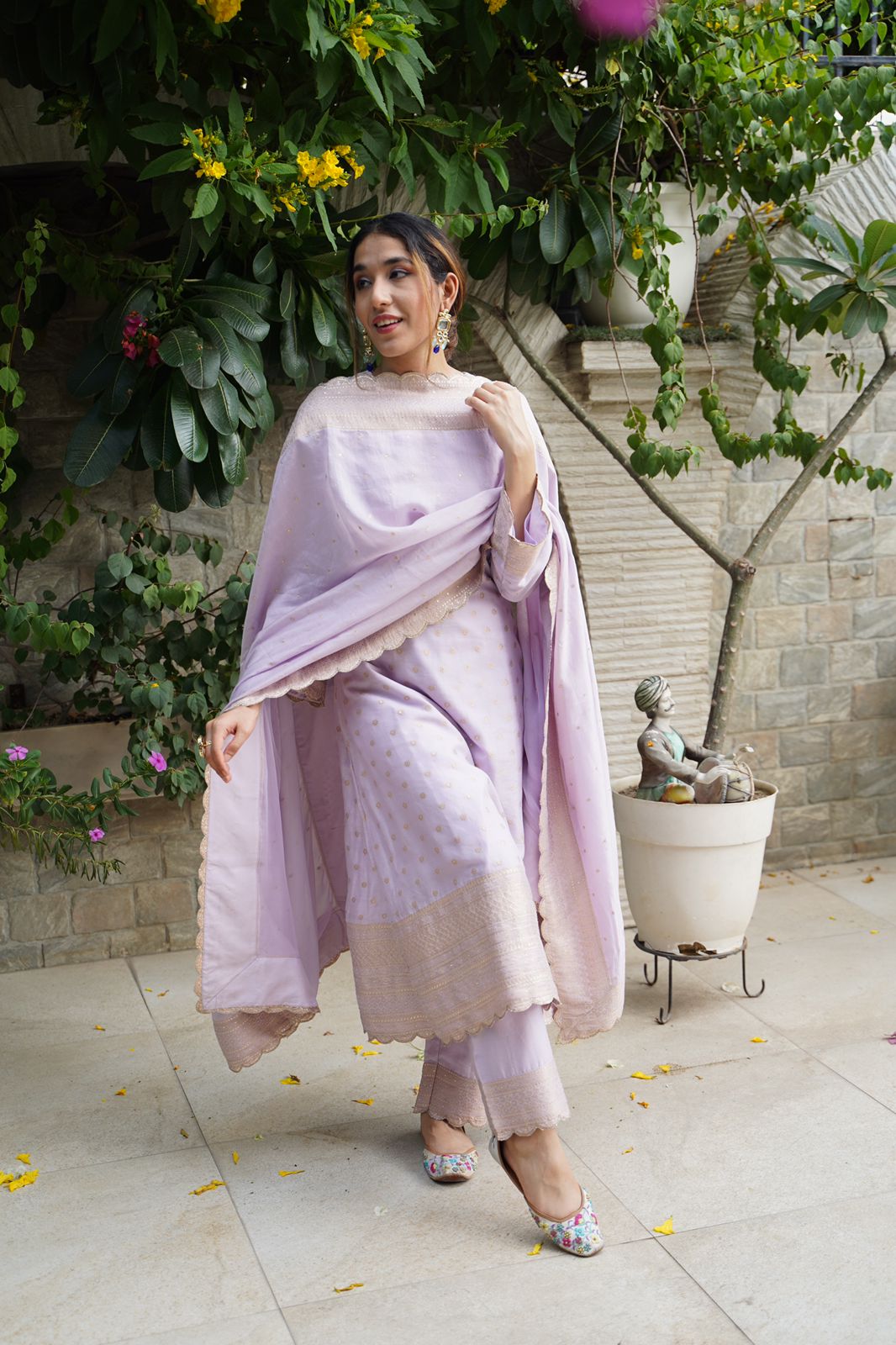 THE NAMEH SCALLOPED SUIT