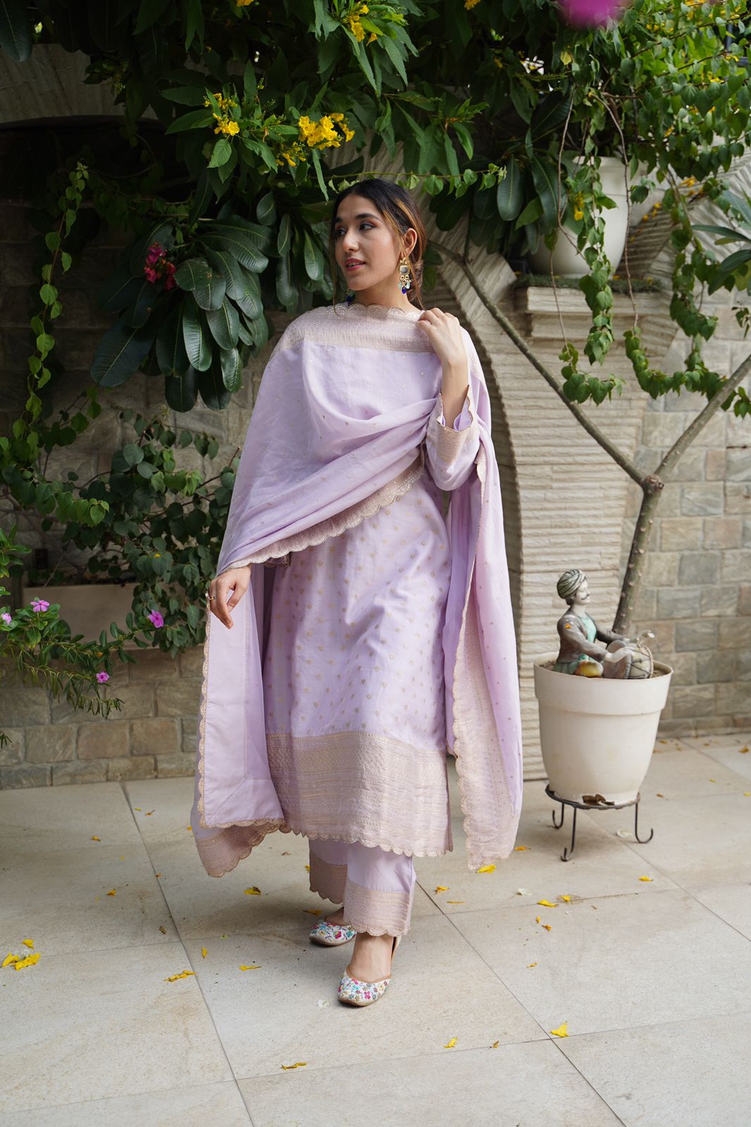 THE NAMEH SCALLOPED SUIT