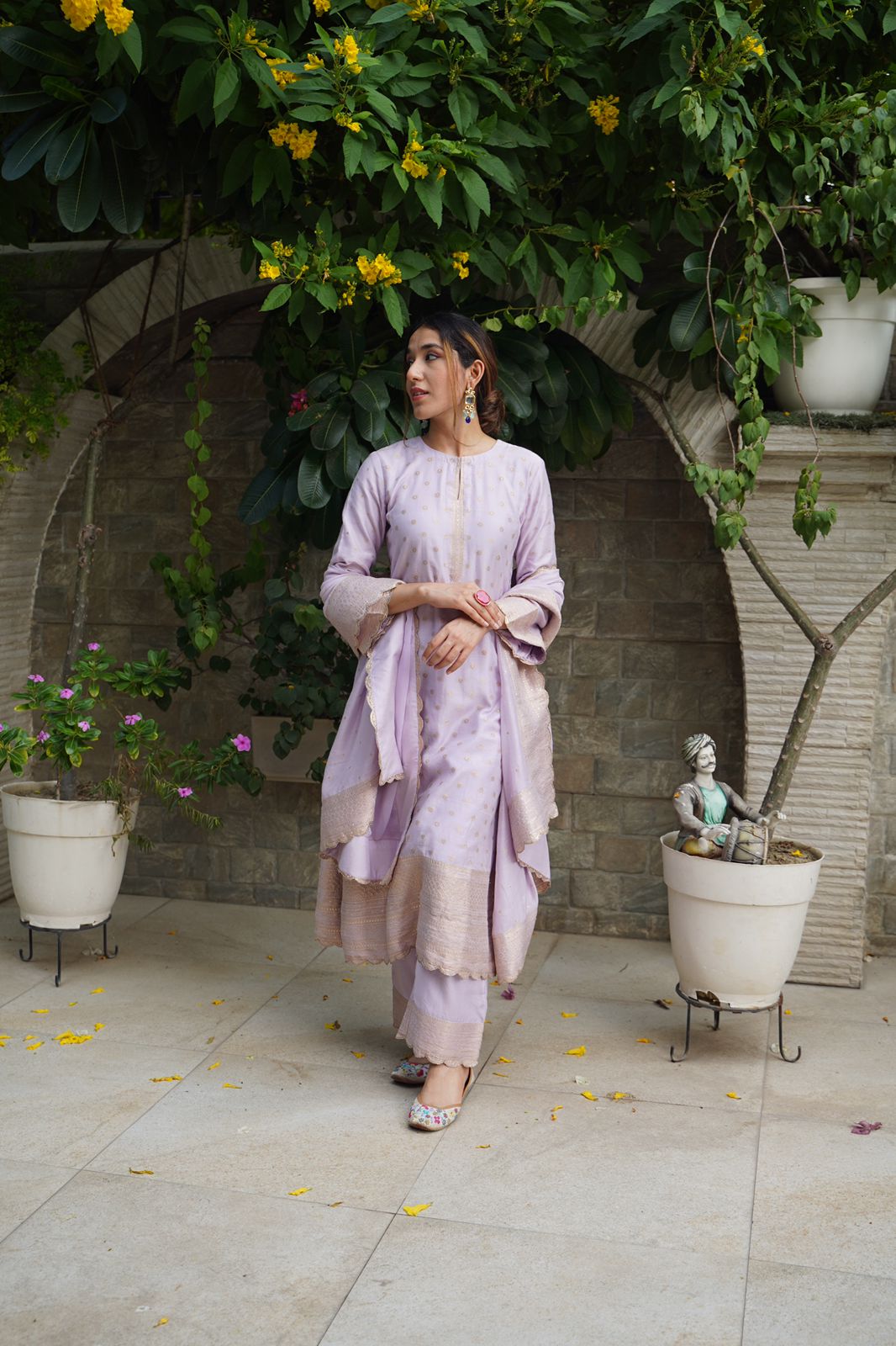 THE NAMEH SCALLOPED SUIT