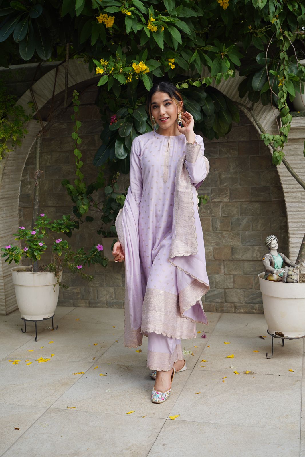 THE NAMEH SCALLOPED SUIT