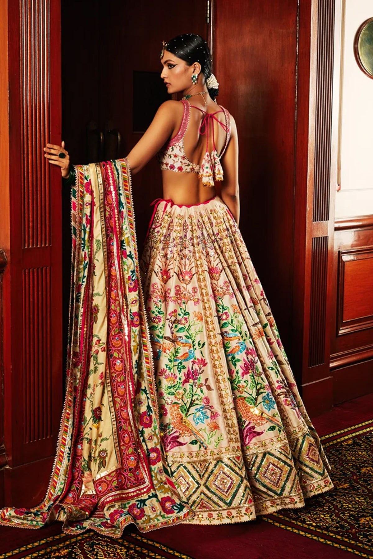 Zarf Lehenga