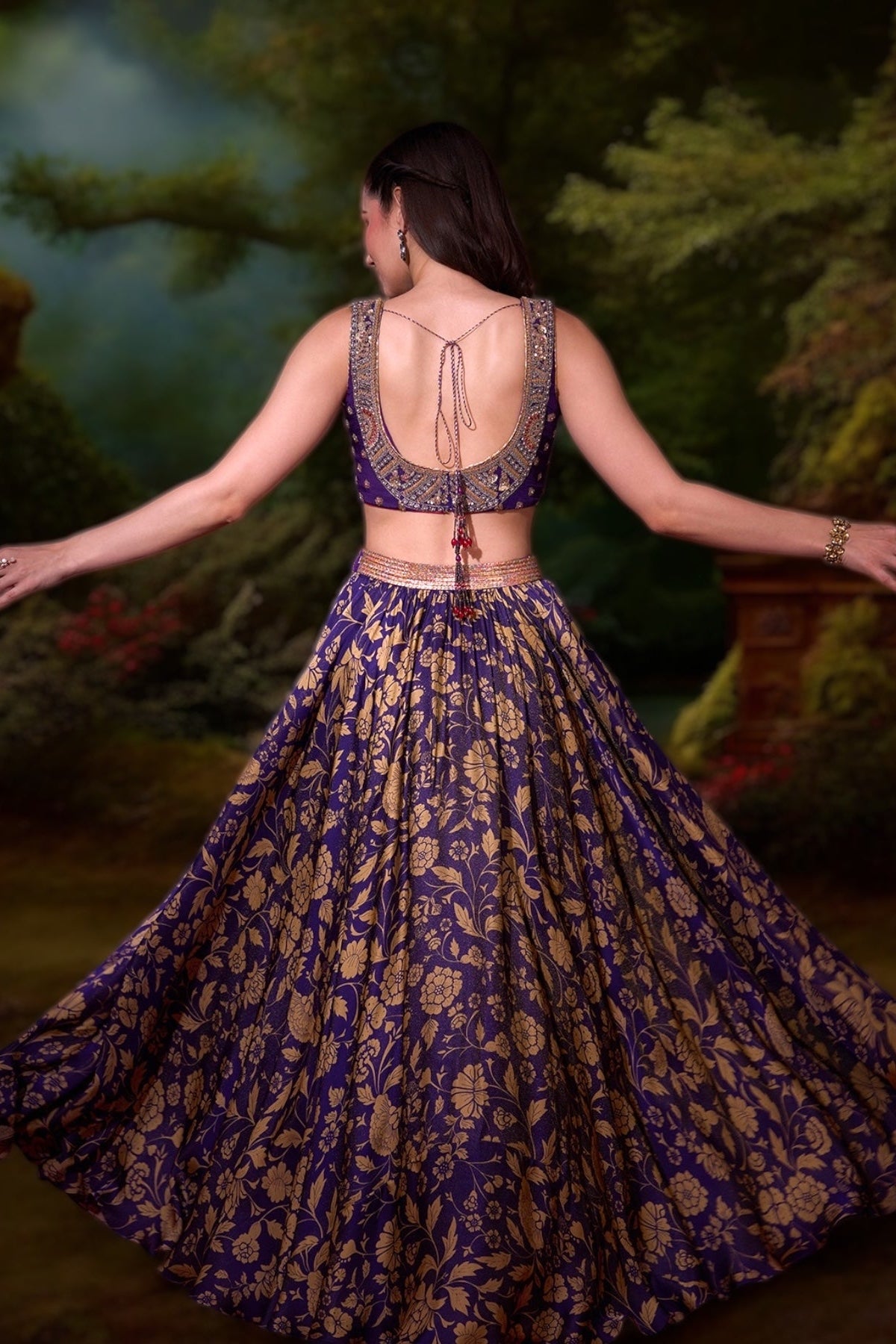 INDULEKHA LEHENGA