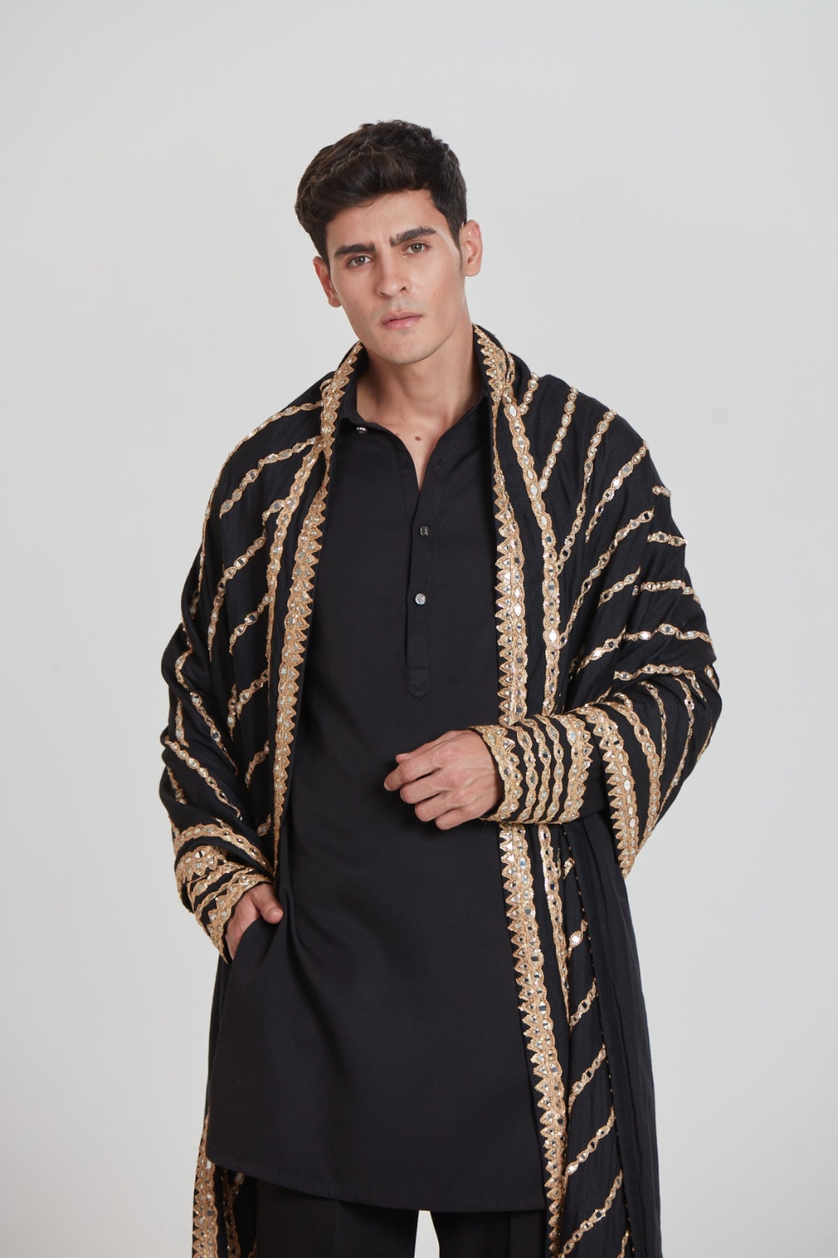 Kalbeliya Men's Black Kurta Set