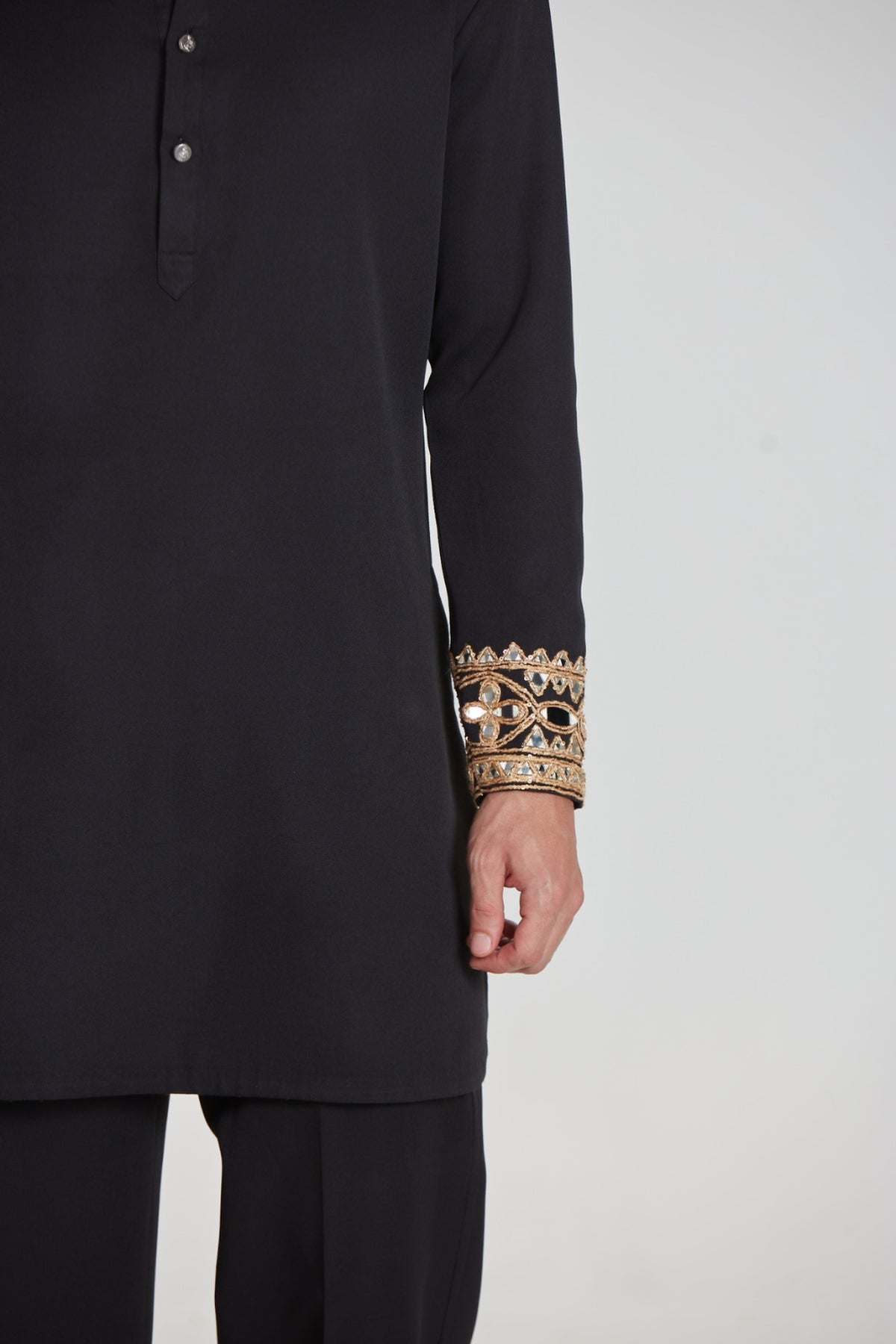 Kalbeliya Men's Black Kurta Set