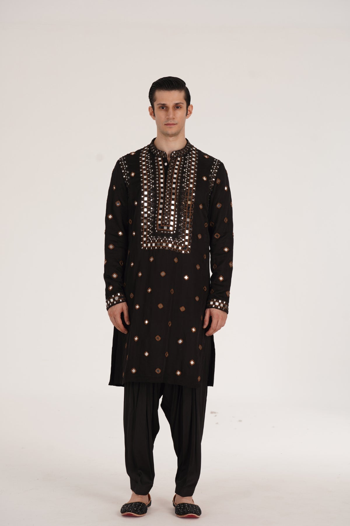 Kalbeliya Men's Black Kurta Set