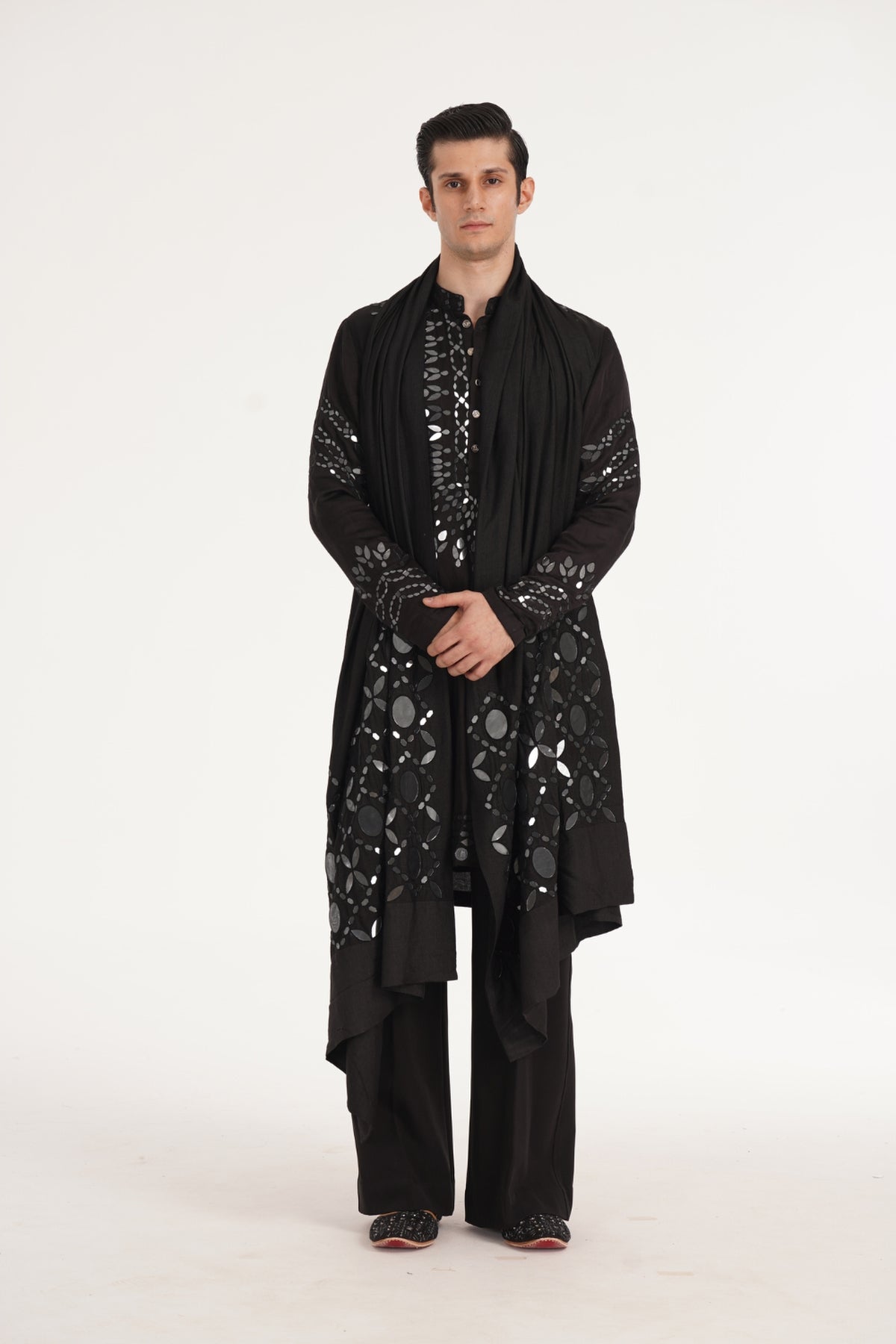 Kalbeliya Men's Black Kurta Set