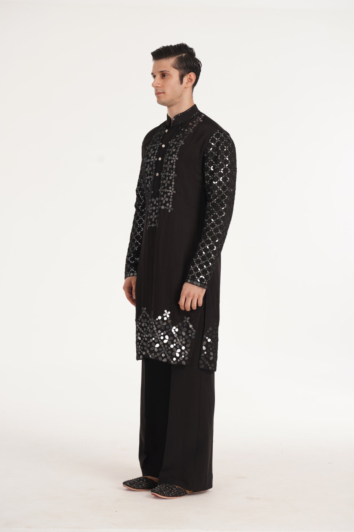 Kalbeliya Men's Black Kurta Set