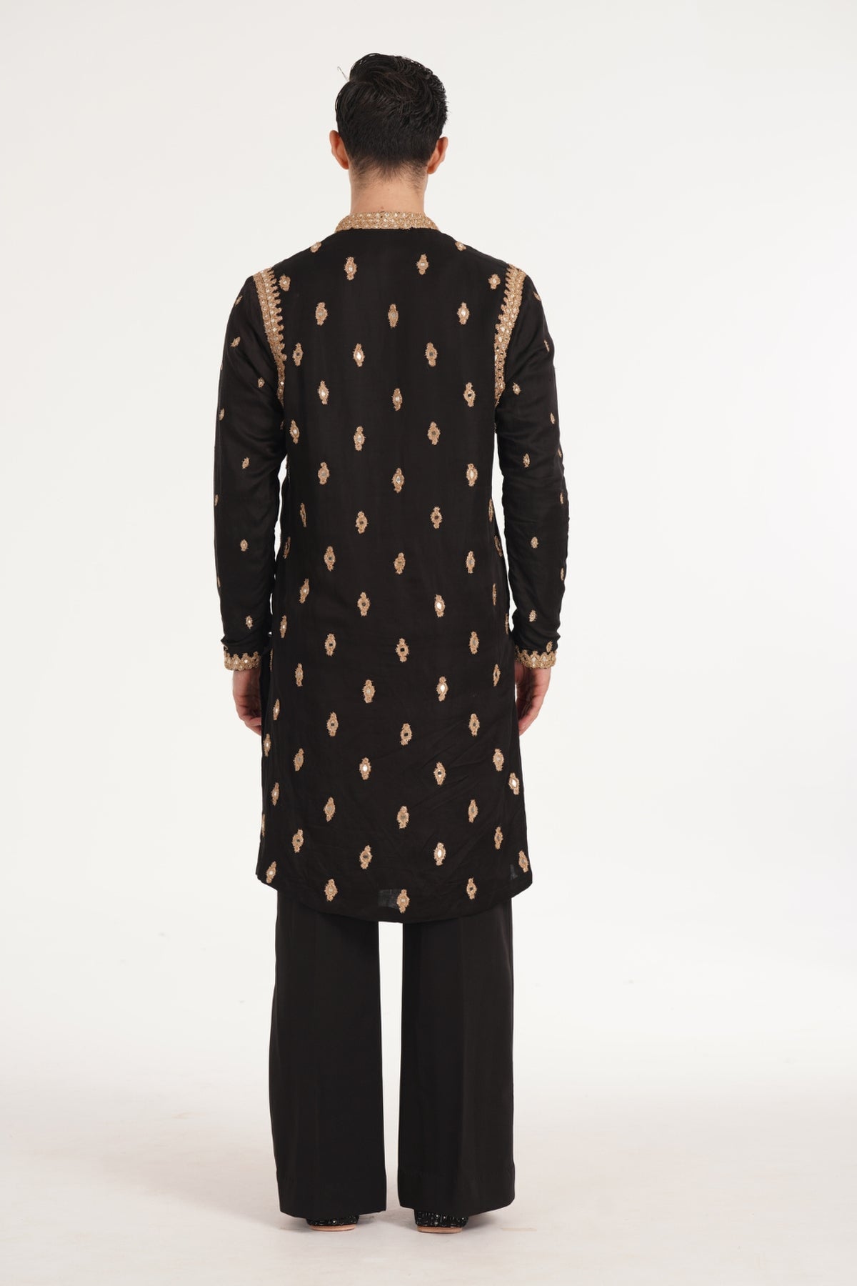 Kalbeliya Men's Black Kurta Set