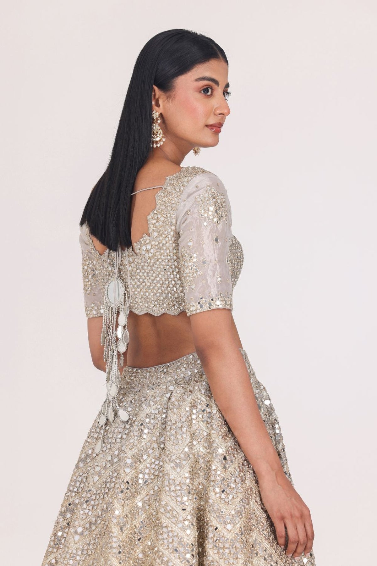 LINEAR PATTERN EMBELLISHED LEHENGA SET