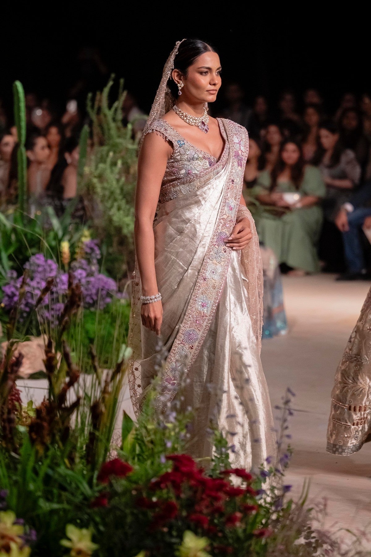 Moondrift - light gold Banarasi tissue brocade saree