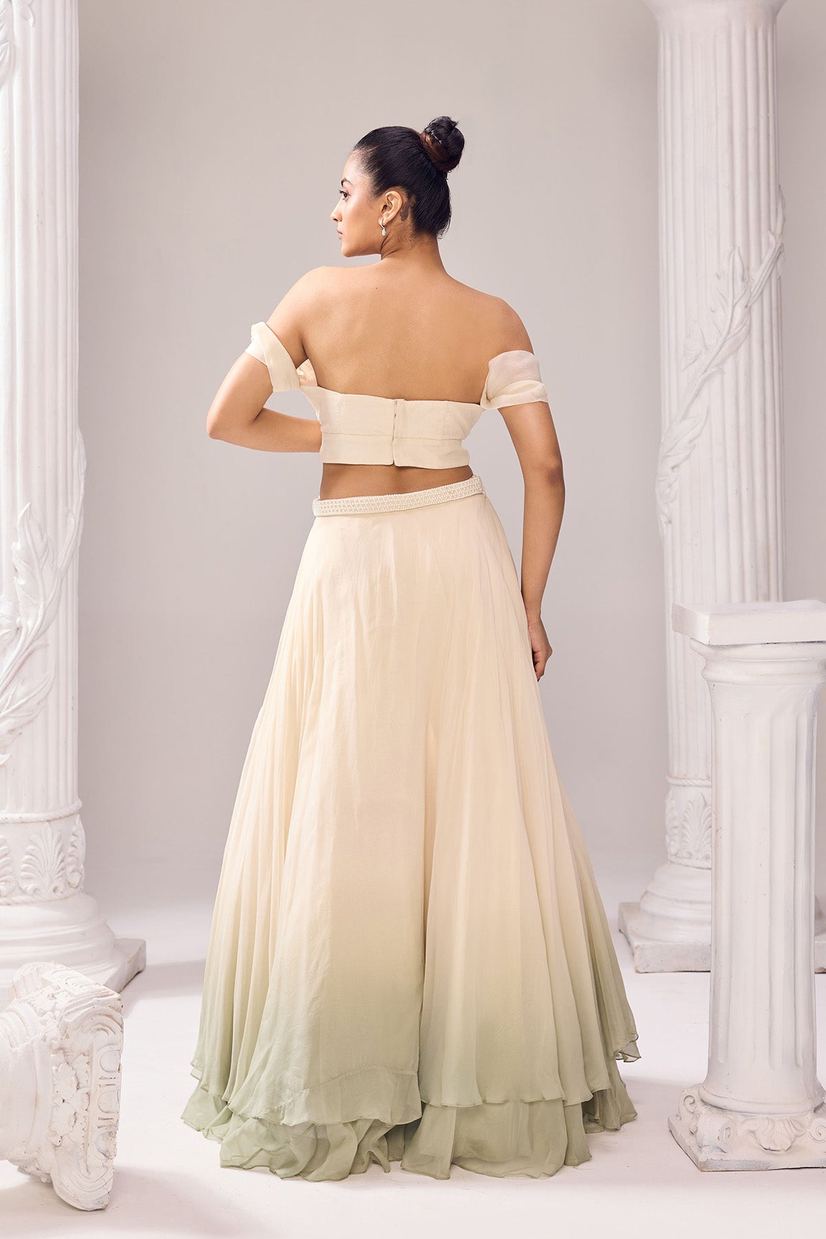 Amelia Pearl lehenga