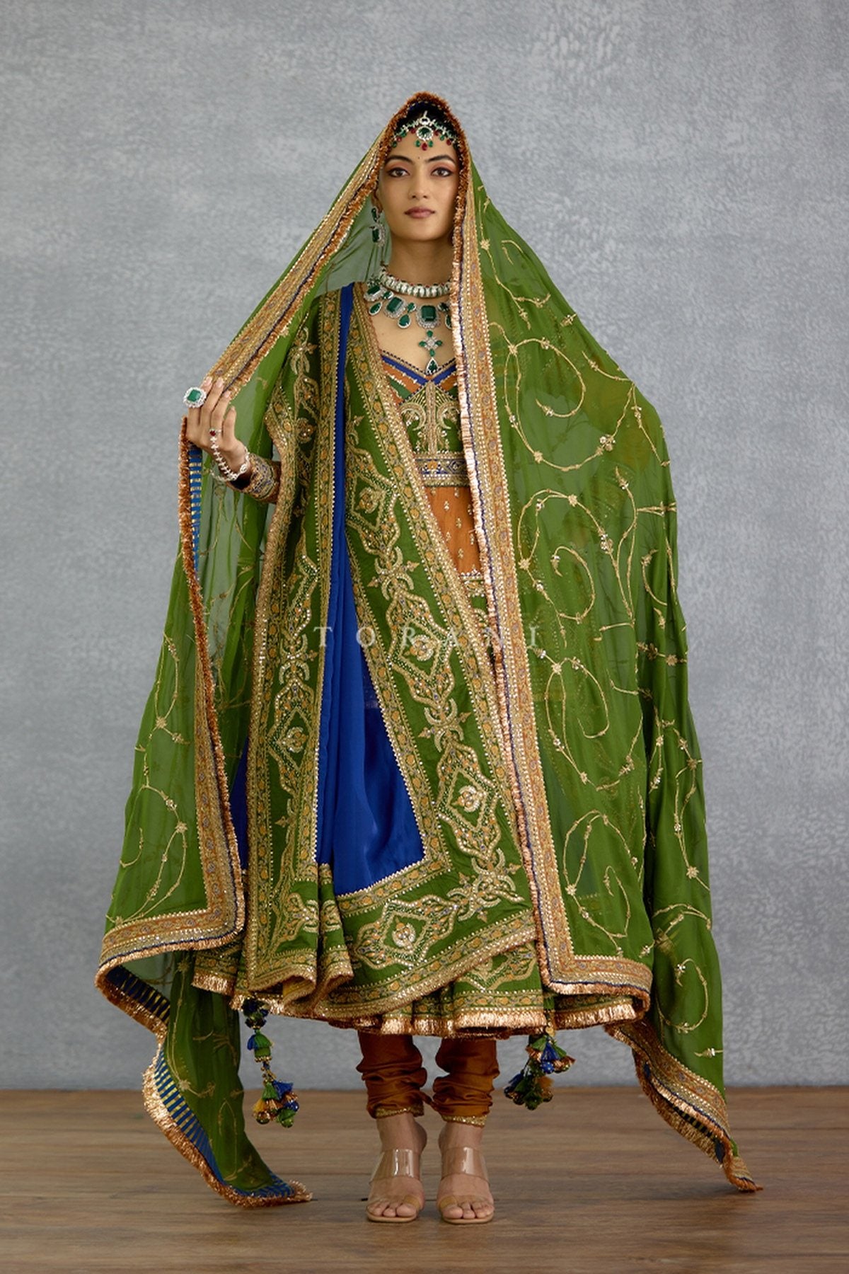 Hemrang Azraa Lehenga Set