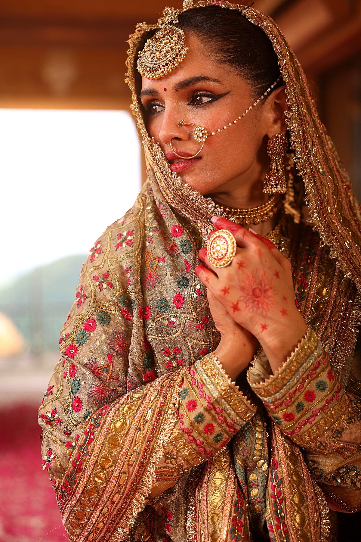CINNAMON GOLD SHARARA SET
