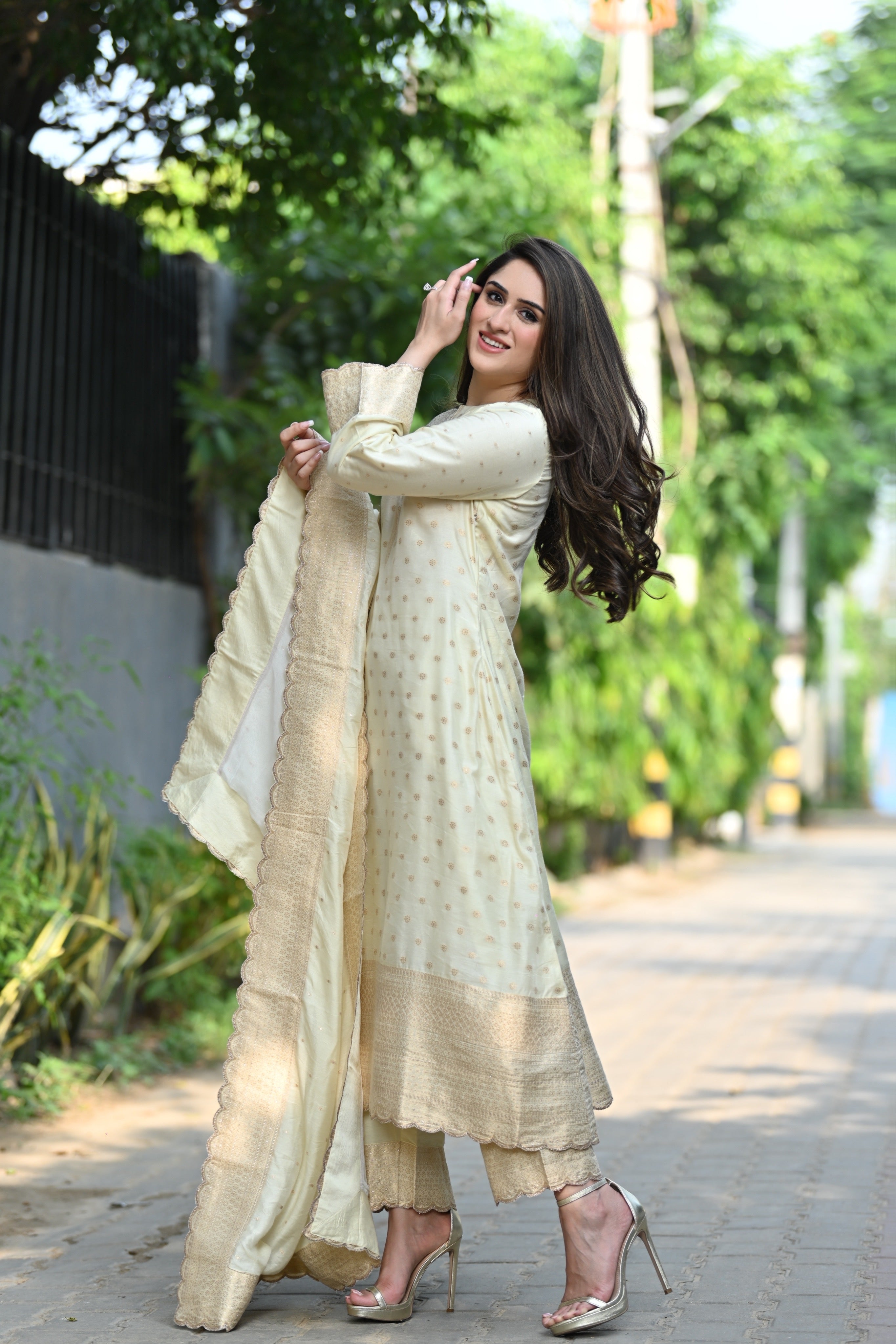 THE NAMEH SCALLOPED SUIT