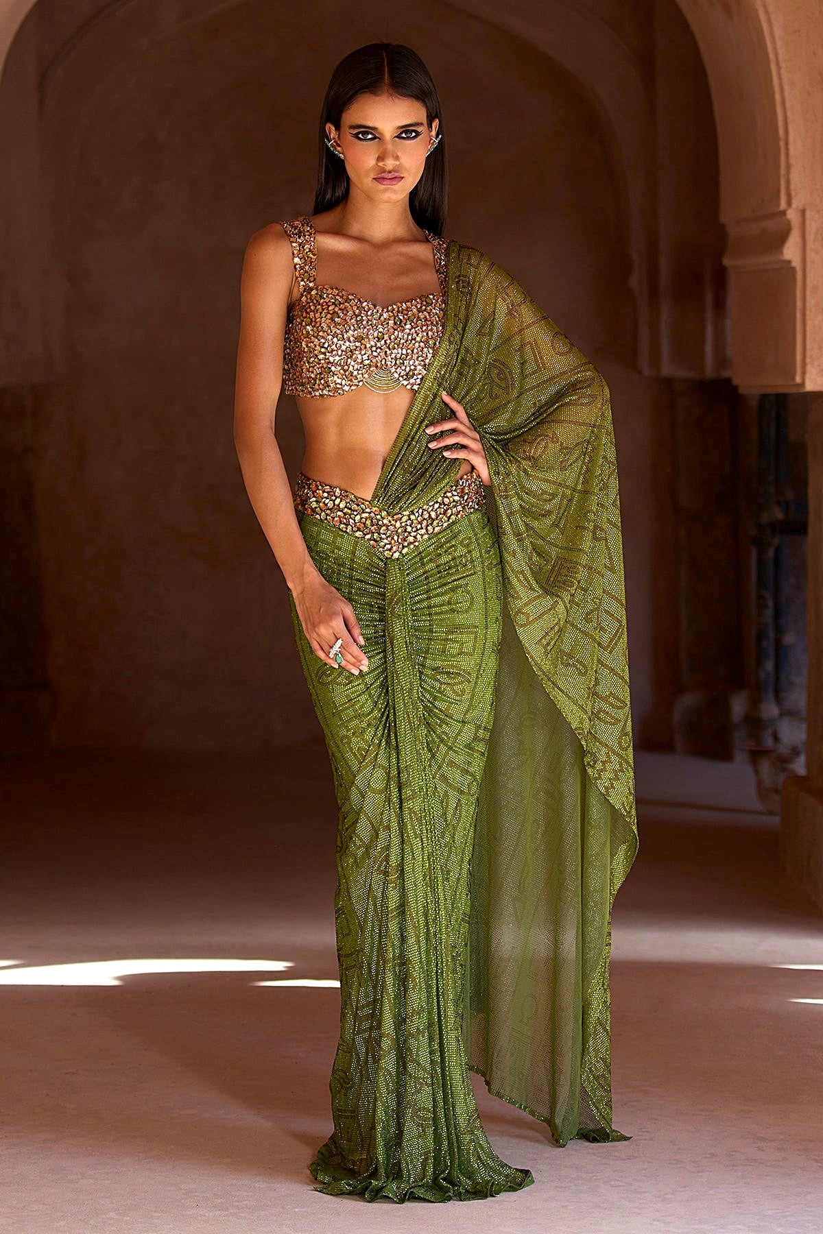 Tiaa Saree Set