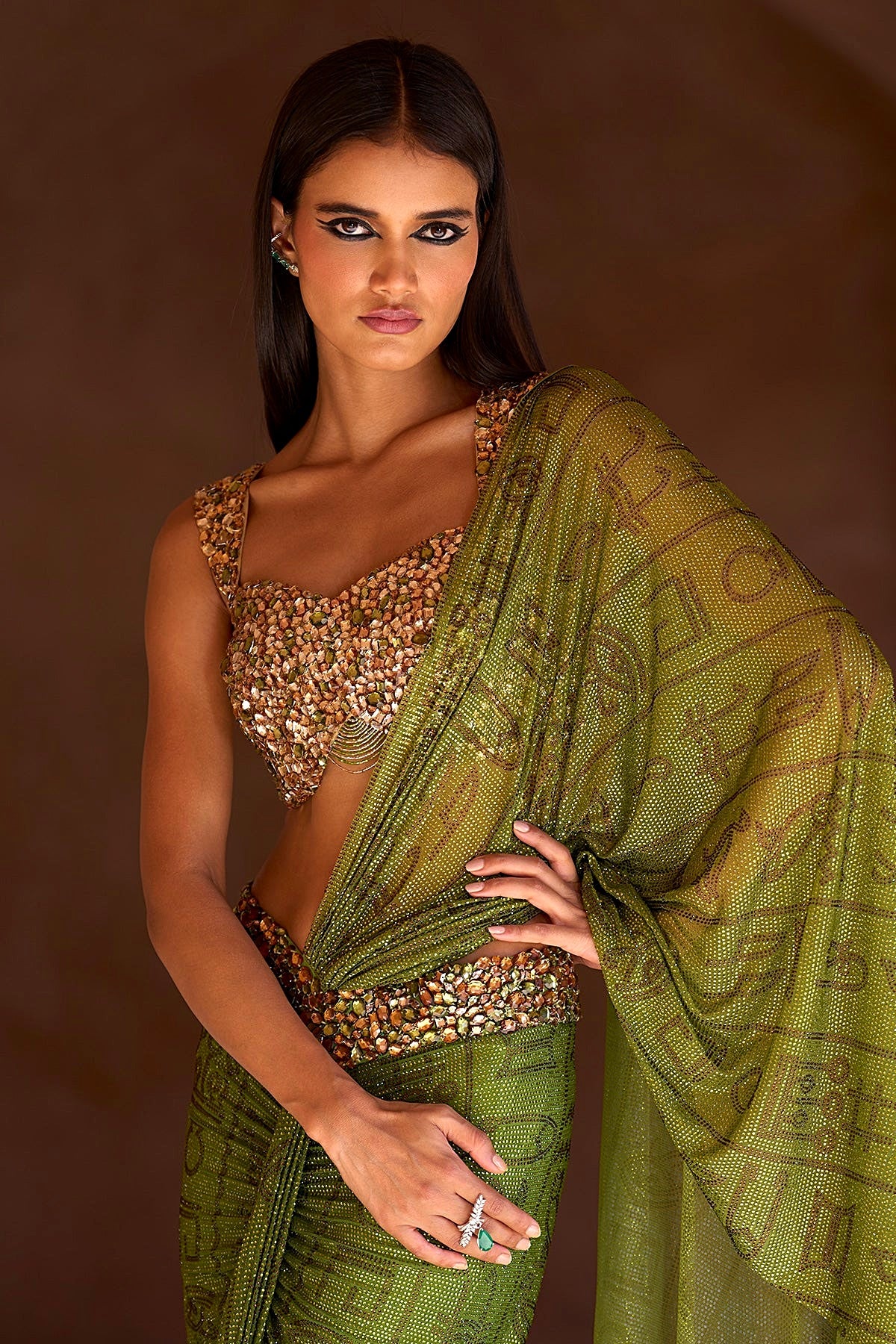 Tiaa Saree Set