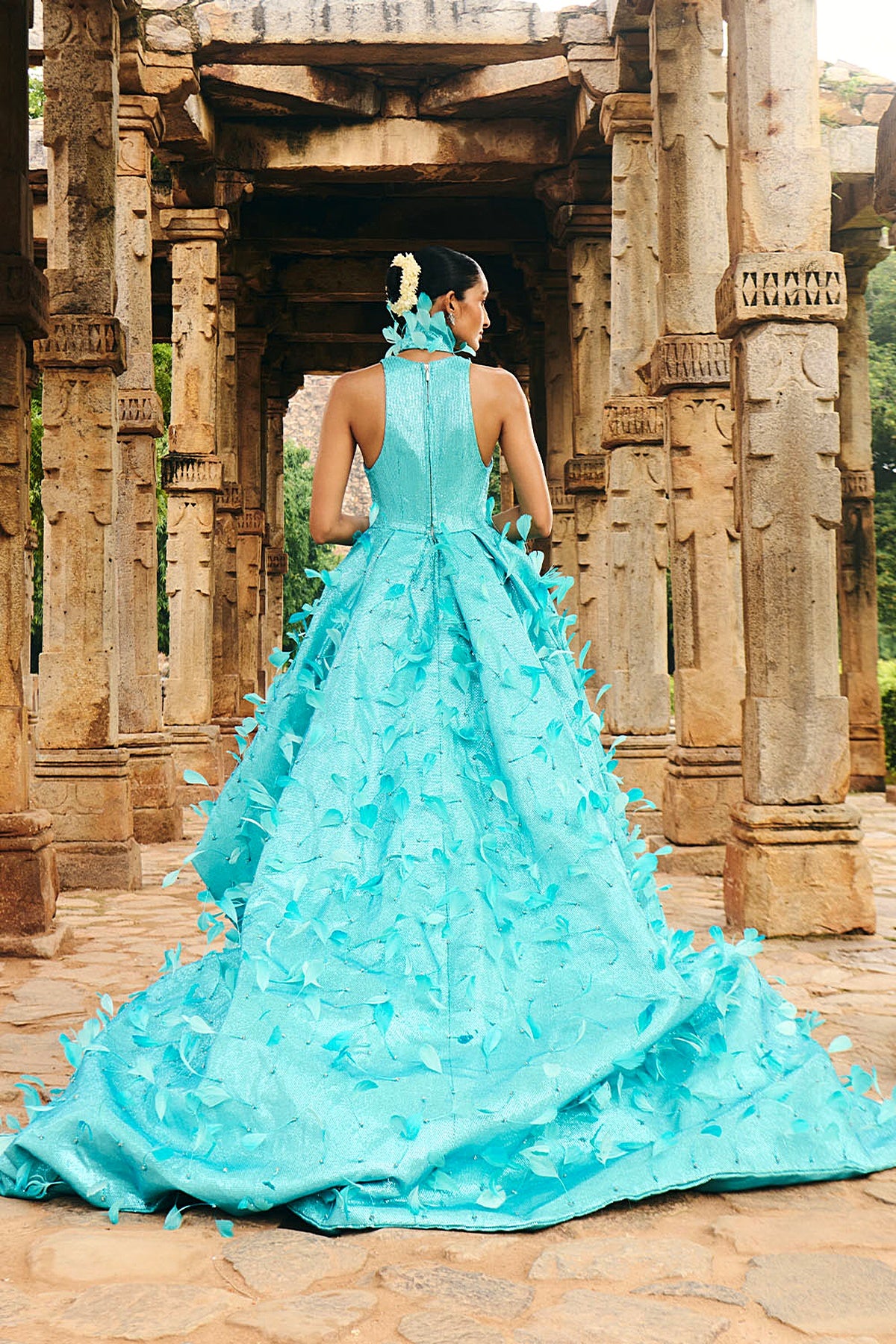 Varuna Turquoise Dress With Neck Collar