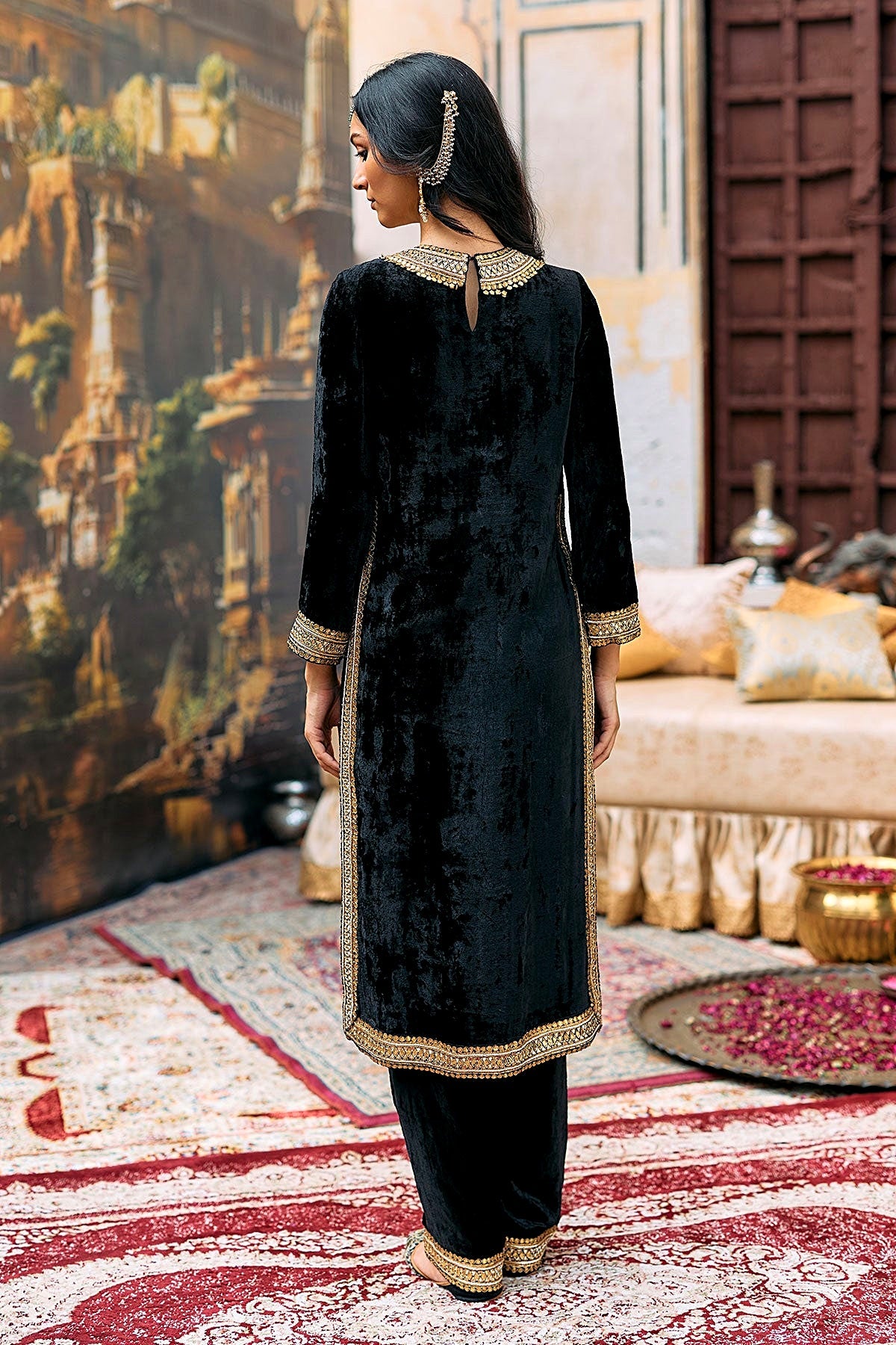 Maharani Suit