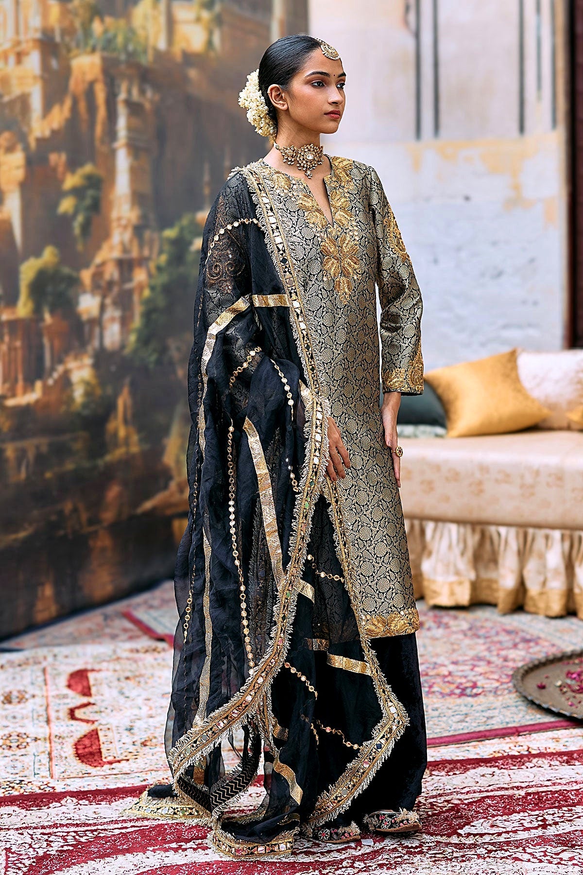 Mrinmayi Suit