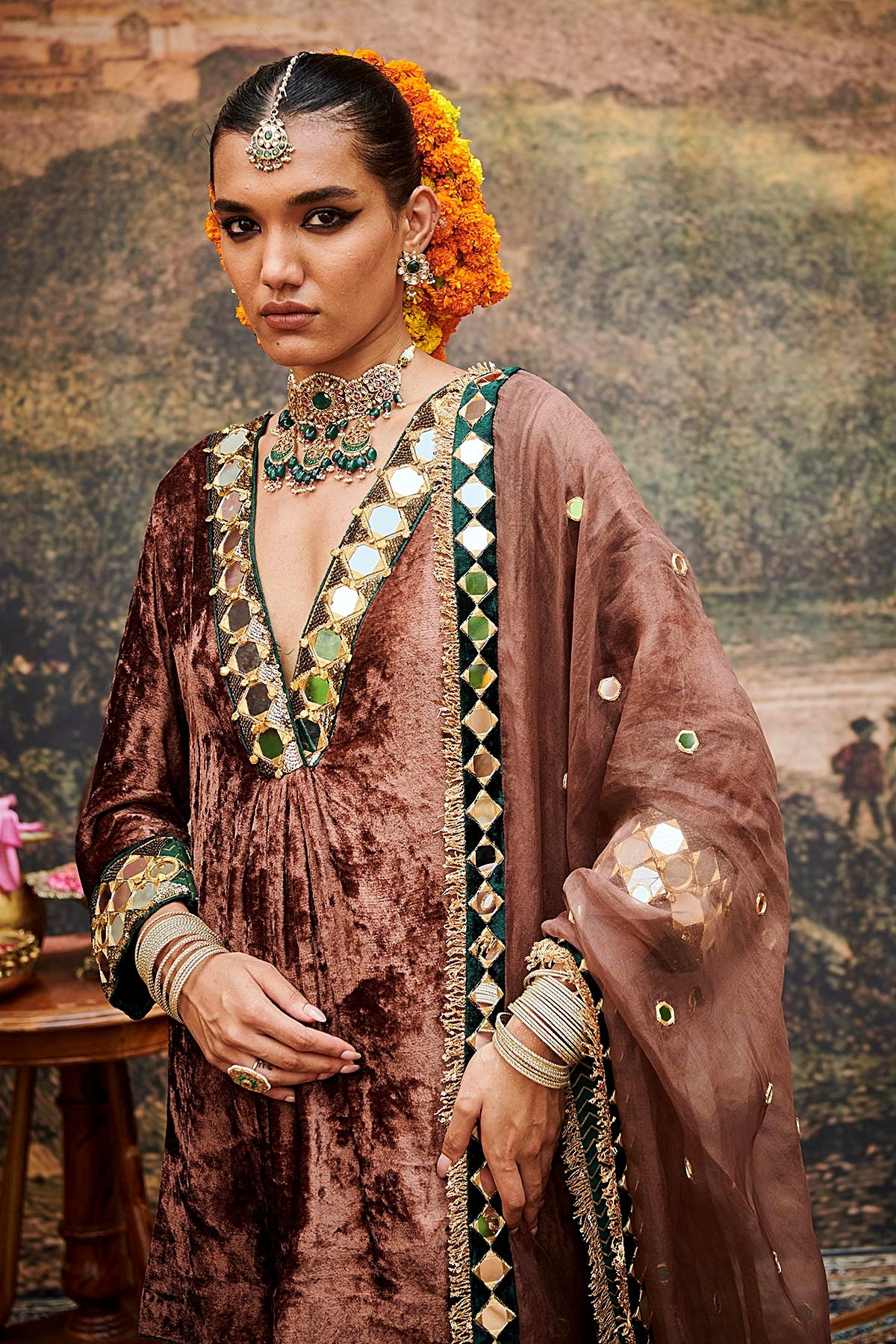 Makhmal Khayal Suit