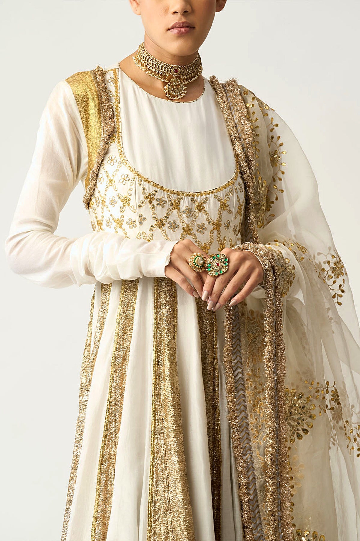 Aarohi Safed Lampi Anarkali Dupatta Set