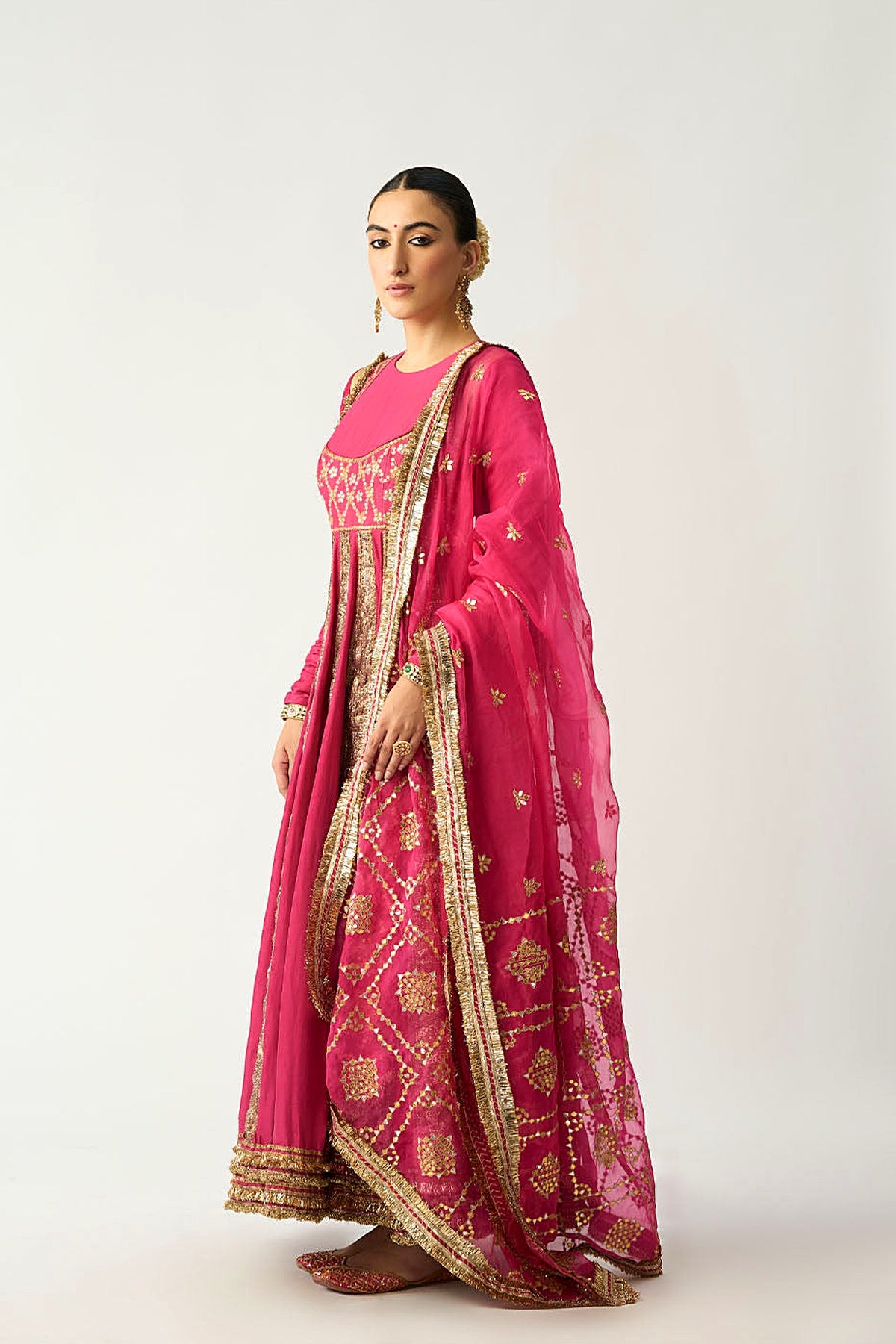 Aarohi Gulabi Lampi Anarkali Dupatta Set