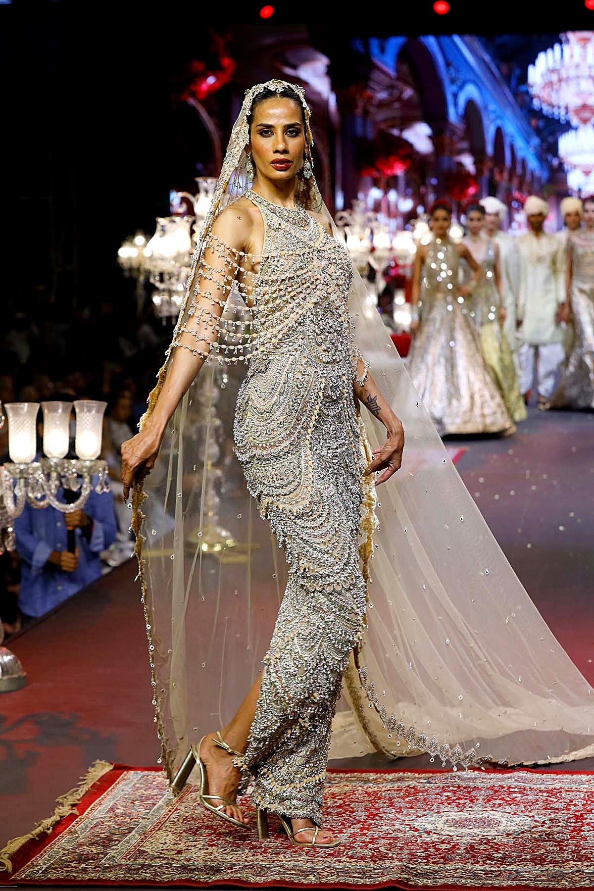 Sheeshmahal Jadau Gown
