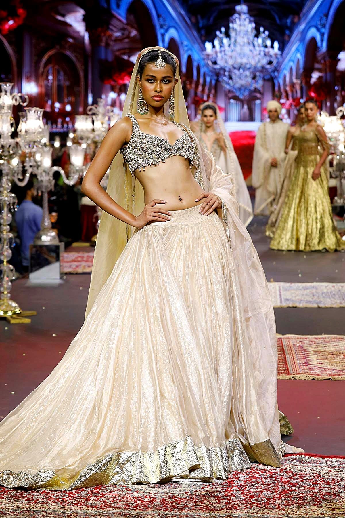 Noor-e-Zar Lehenga Set