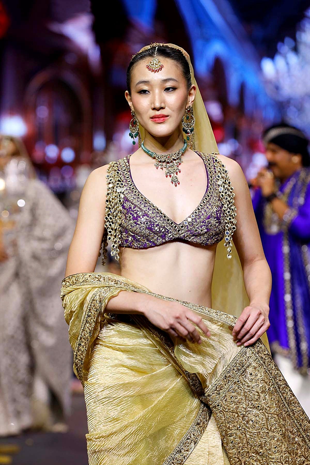 Pehrang Saree Set