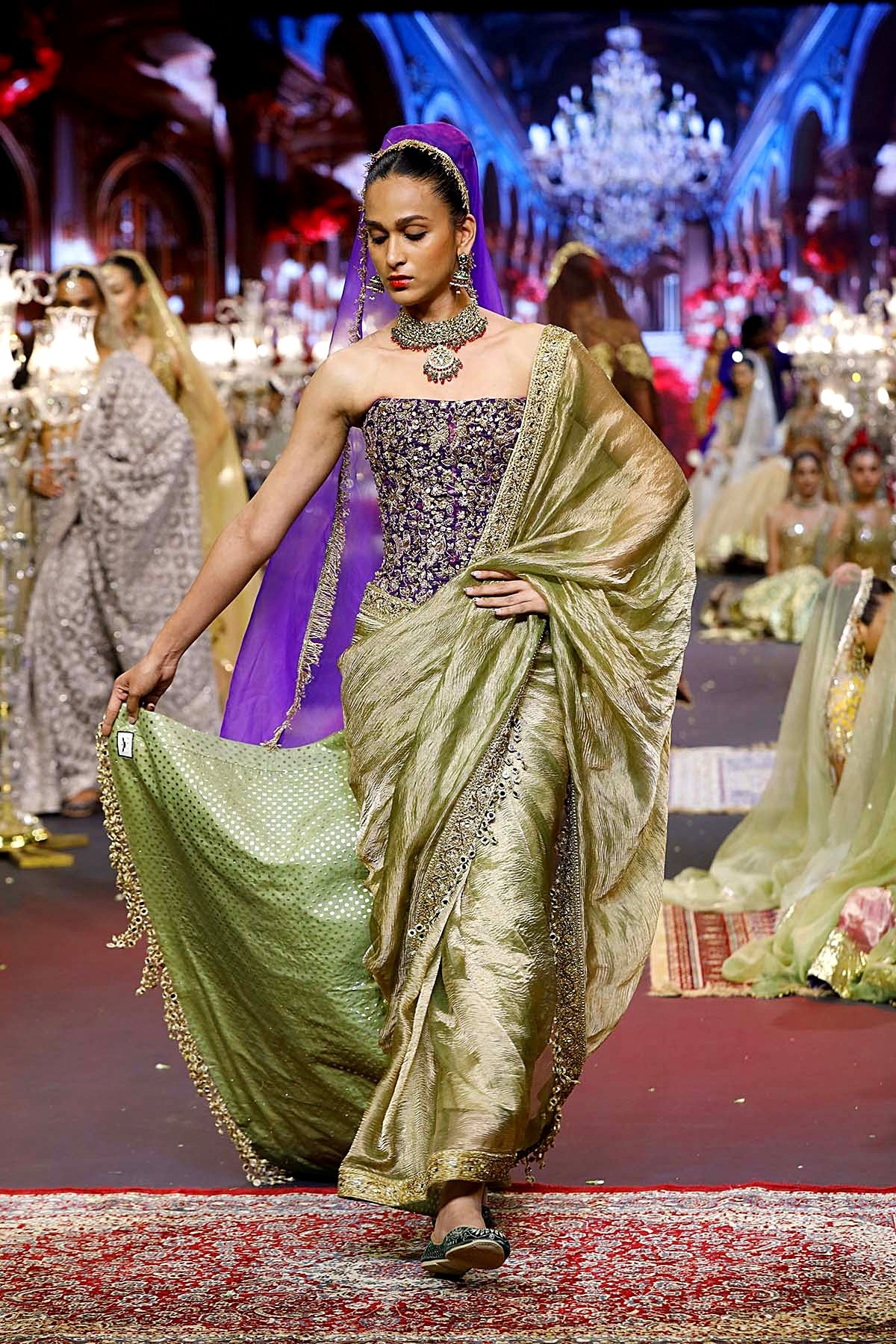 Neelrang Saree Set