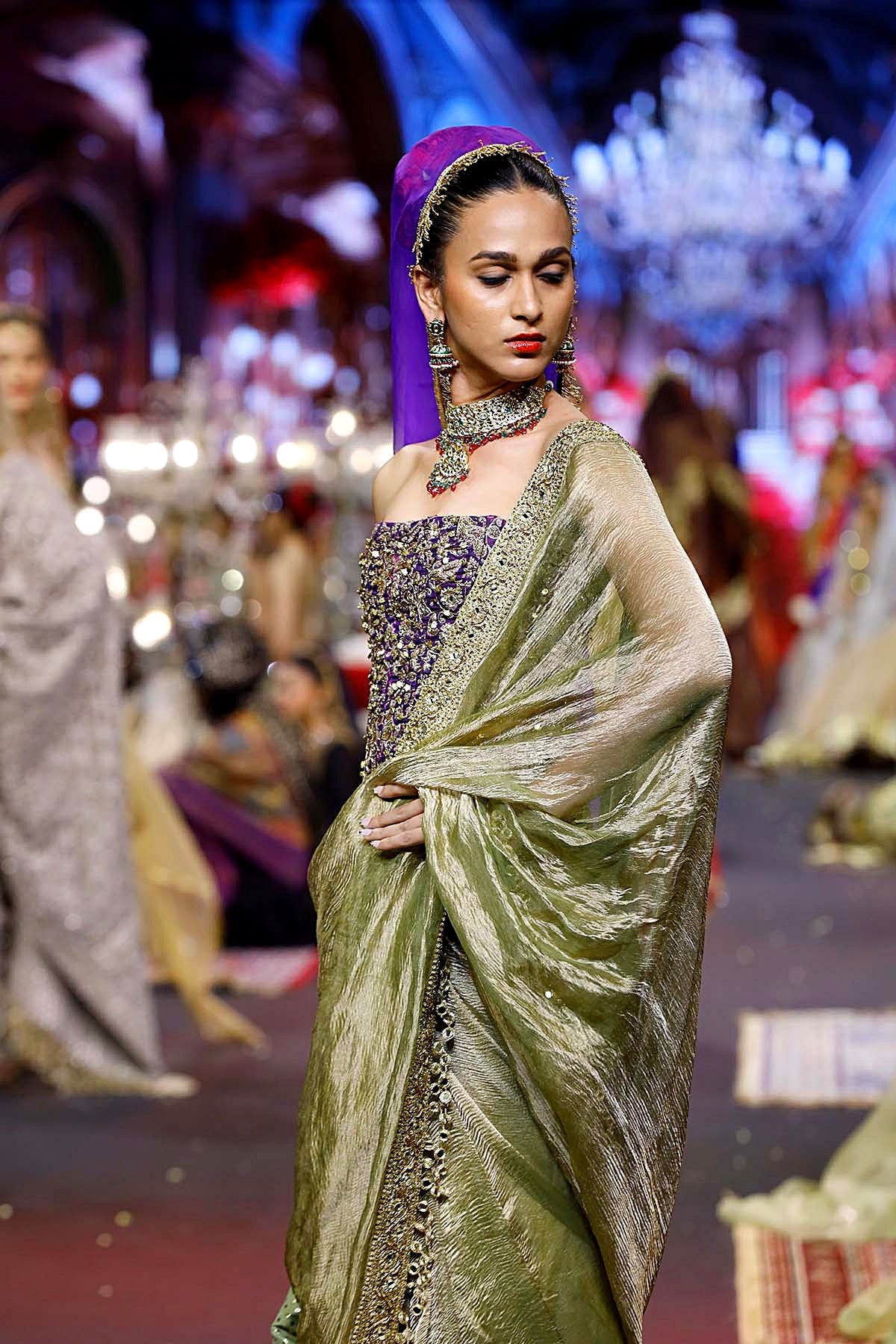 Neelrang Saree Set