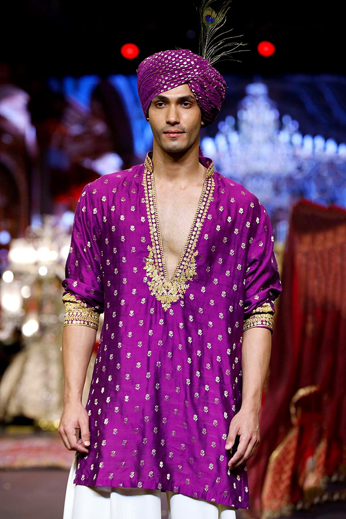 Rehzaar Amethyst Kurta Set