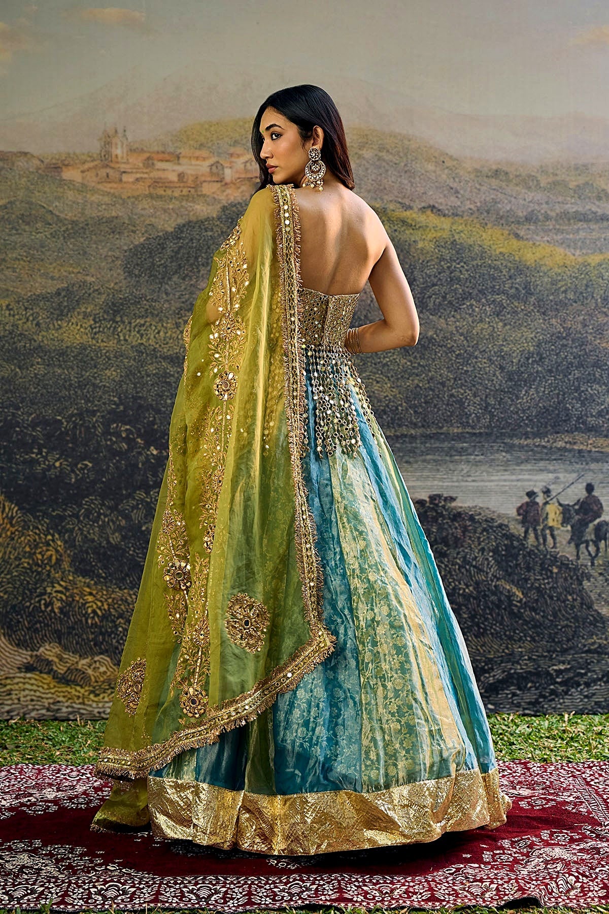 Myra Lehenga Set