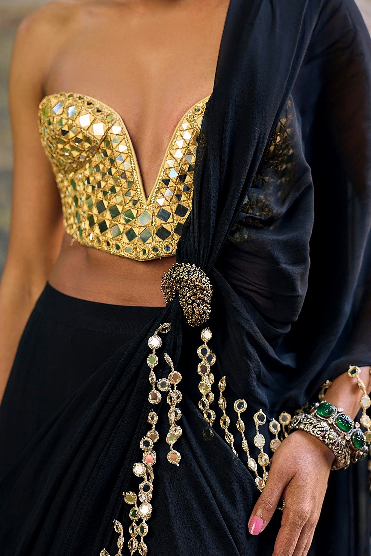 Shyama Mirror Pre-Draped Saree Set