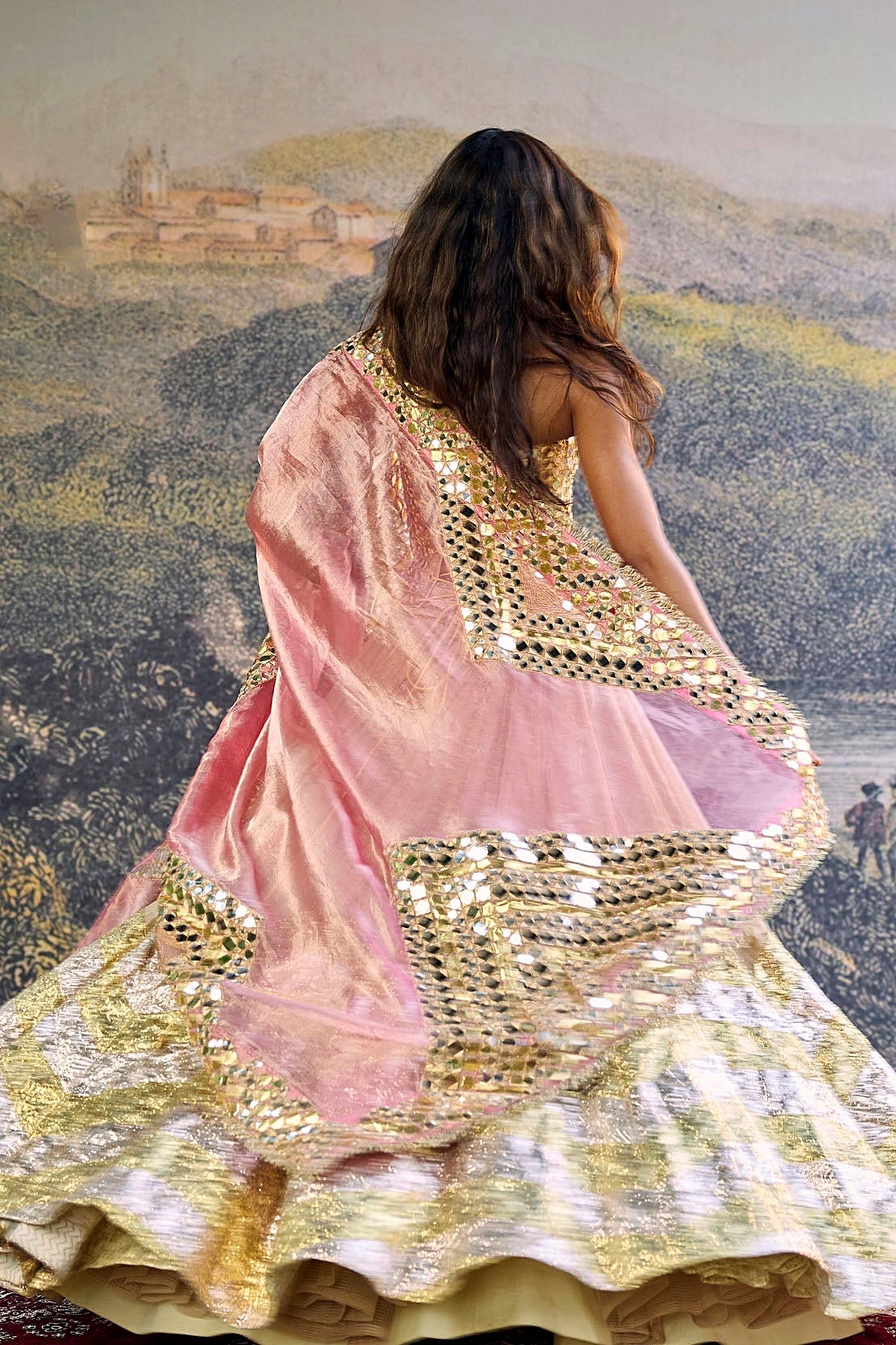Sunehri Roshan Mirror Lehenga Set