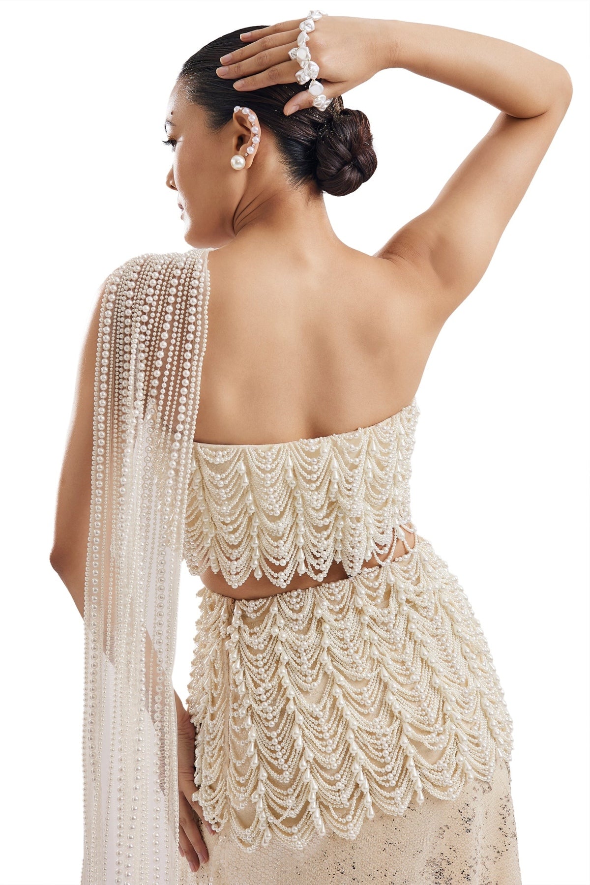 Off-White Bustier Lehenga With Detachable Pallu