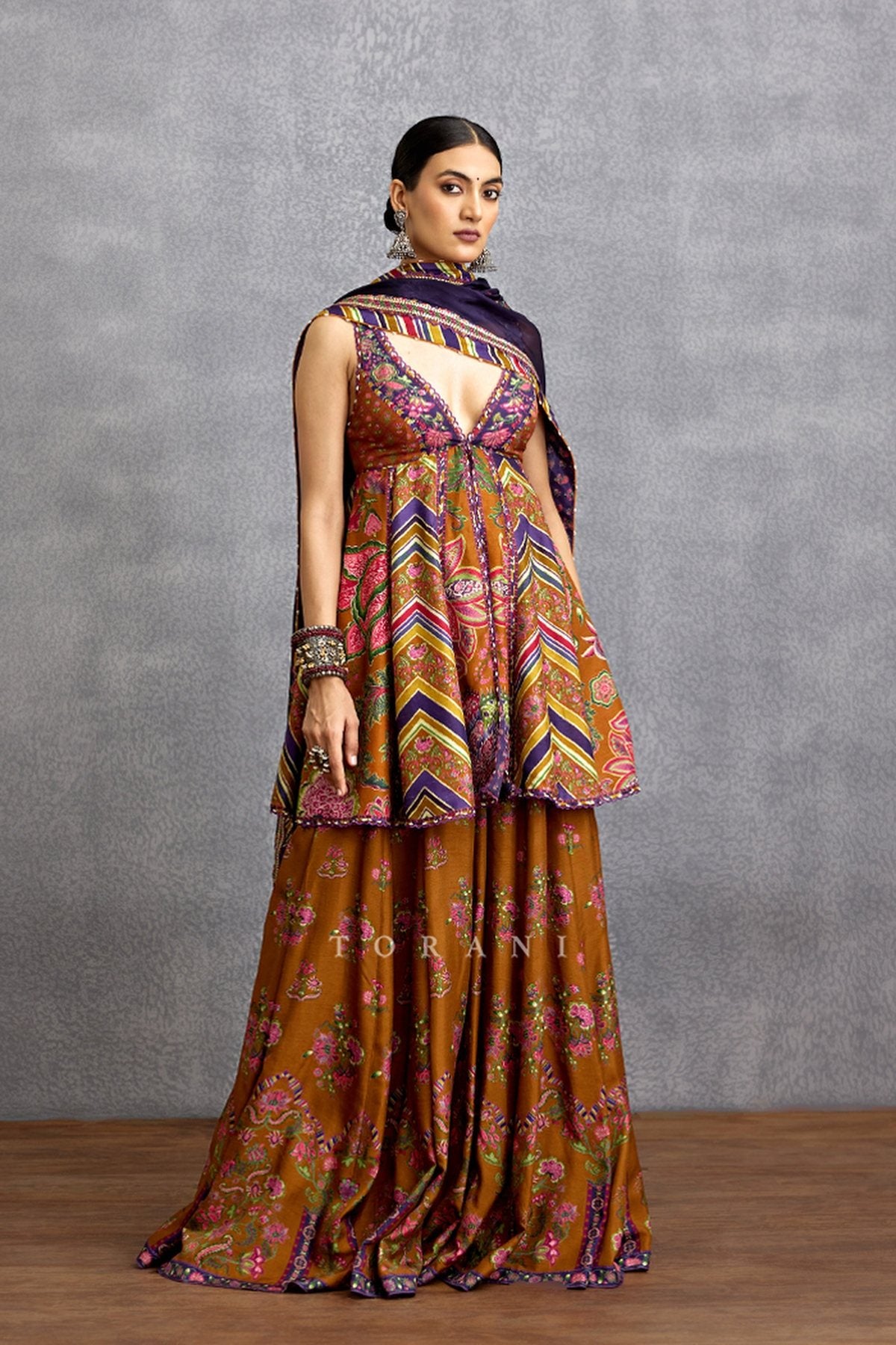 Komudika Charu Sharara Set
