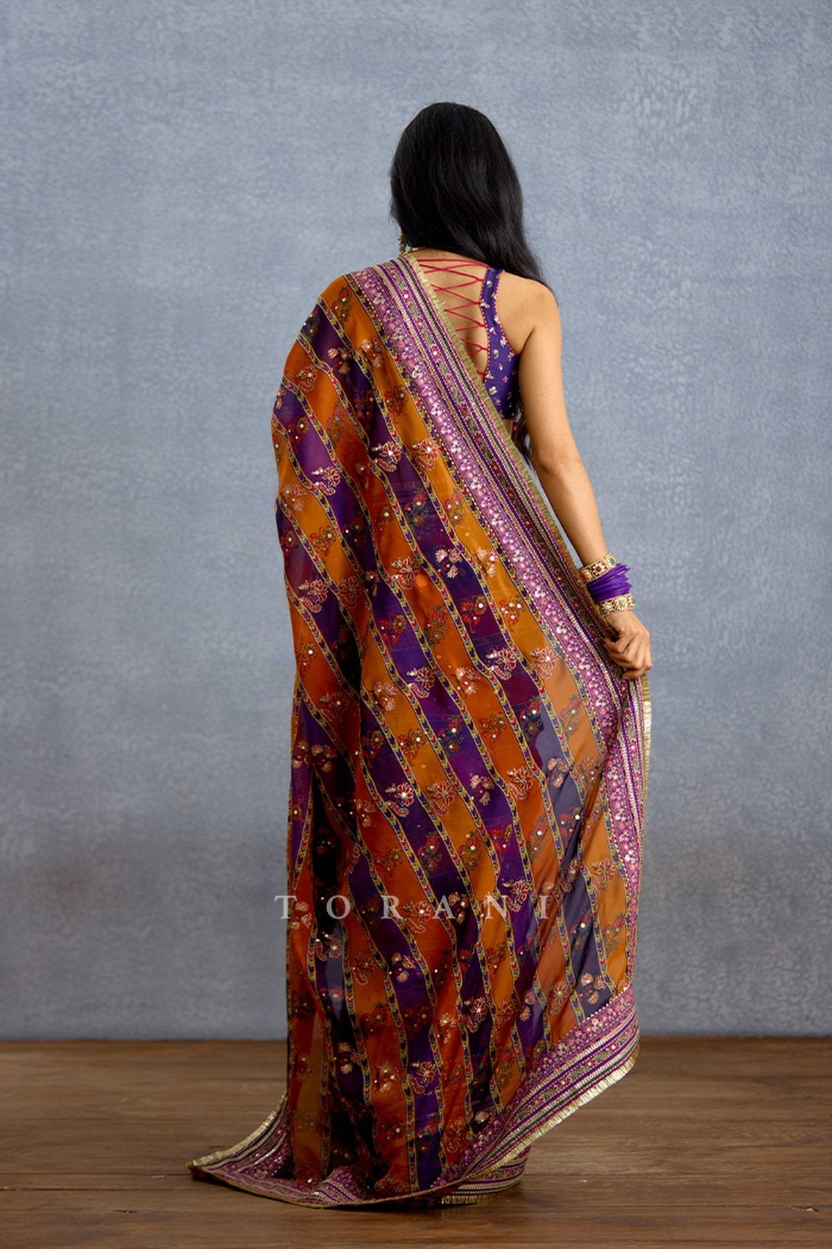 Komudika Raag Saree