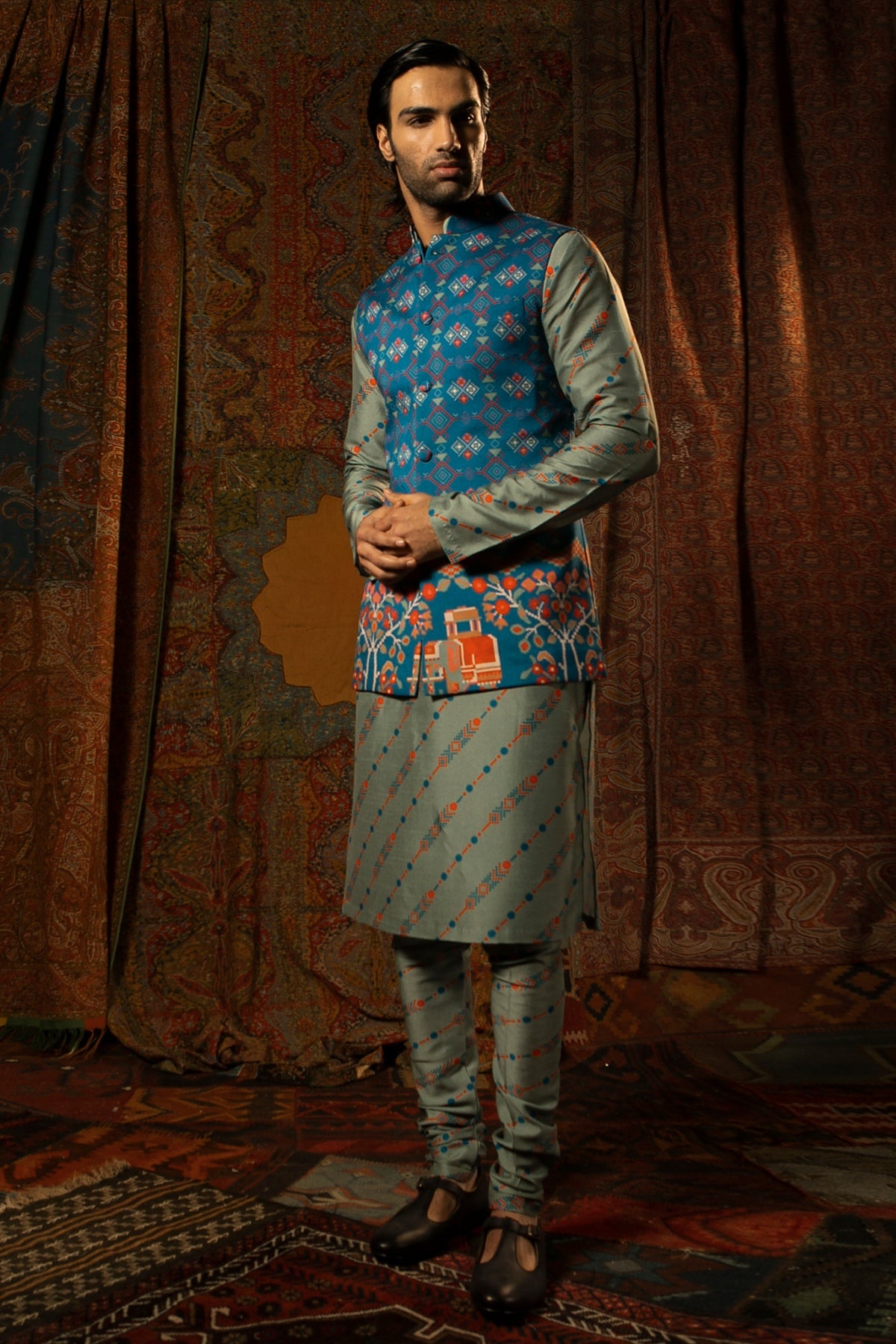 Martaba Kurta & Churridar with Bandhi